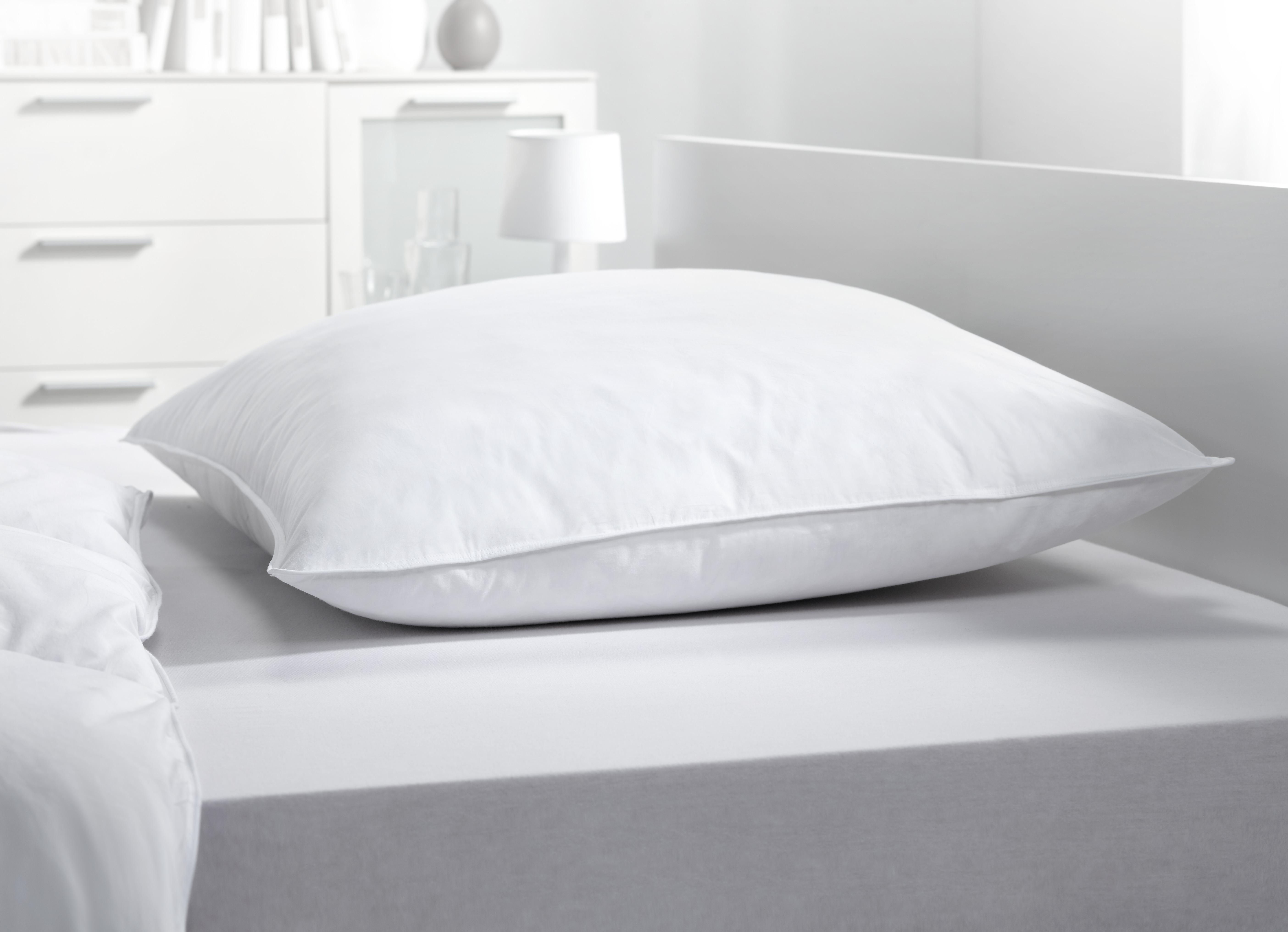 Tříkomorový polštář Vanessa, 70/90 cm - textil (70/90cm) - Modern Living