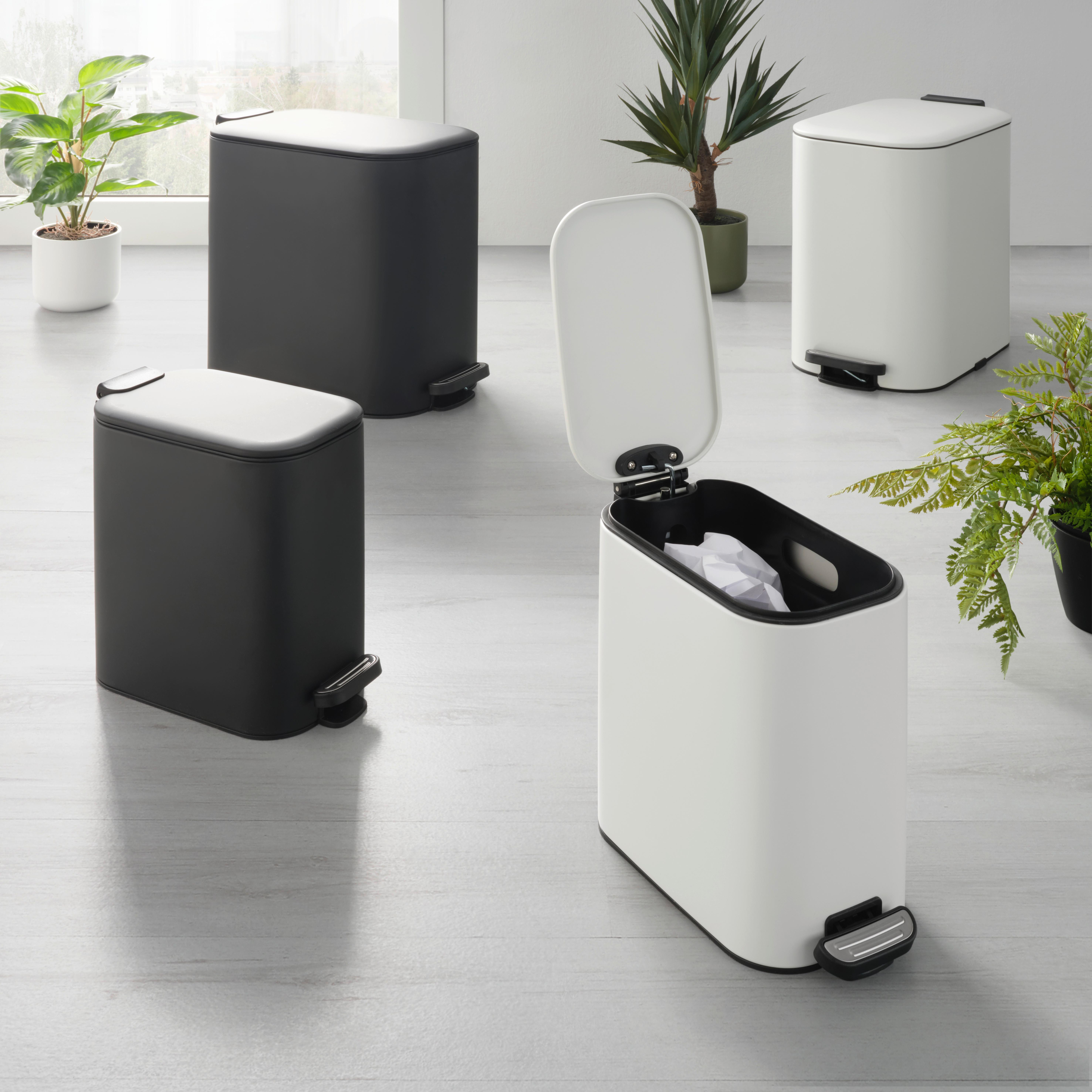 Koš s nášlapným pedálem biela 6L - bílá/černá, Moderní, kov/plast (15/28/26,9cm) - Mömax
