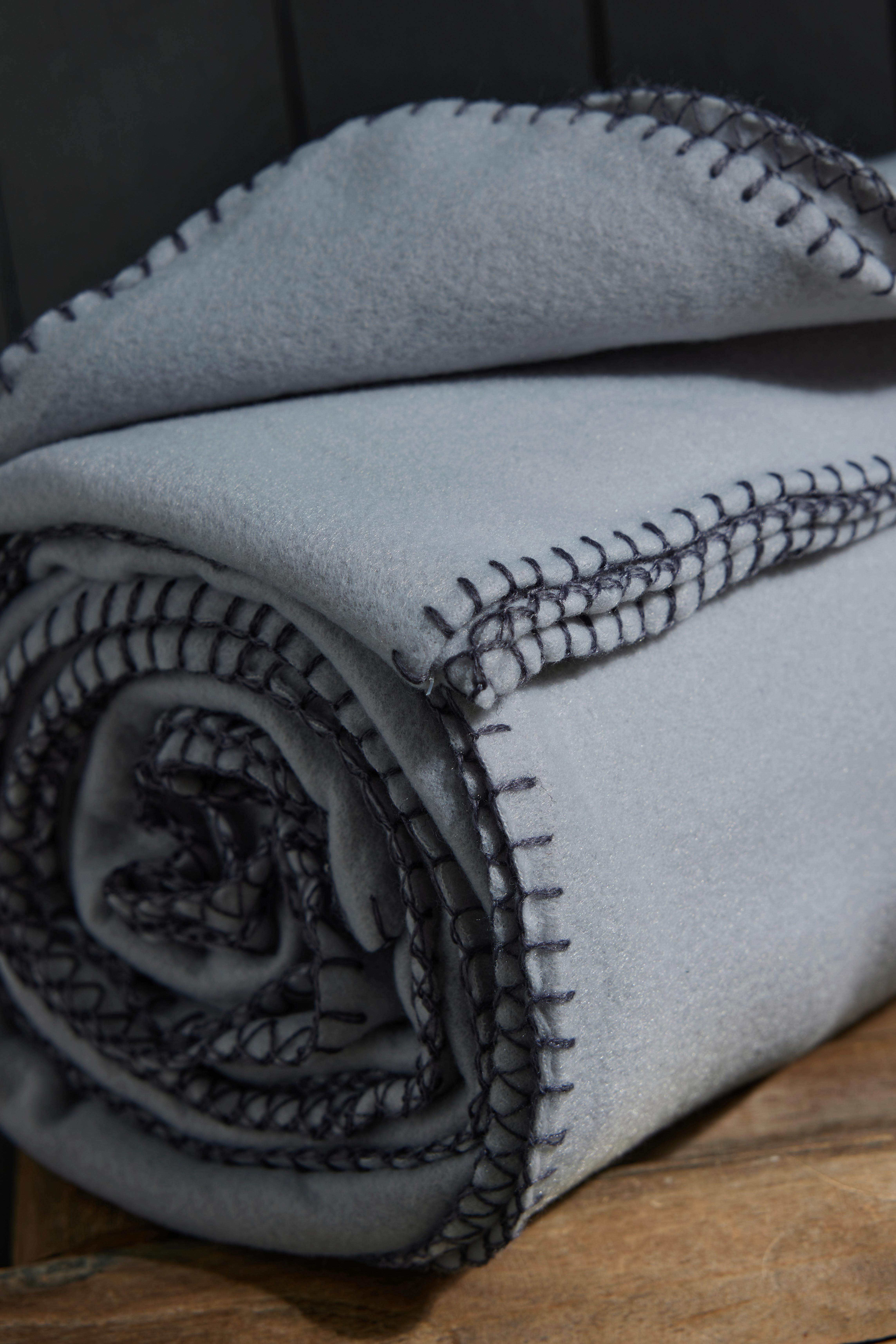 MĚKKÁ DEKA ACIER - šedá, Moderní, textil (220/240cm)