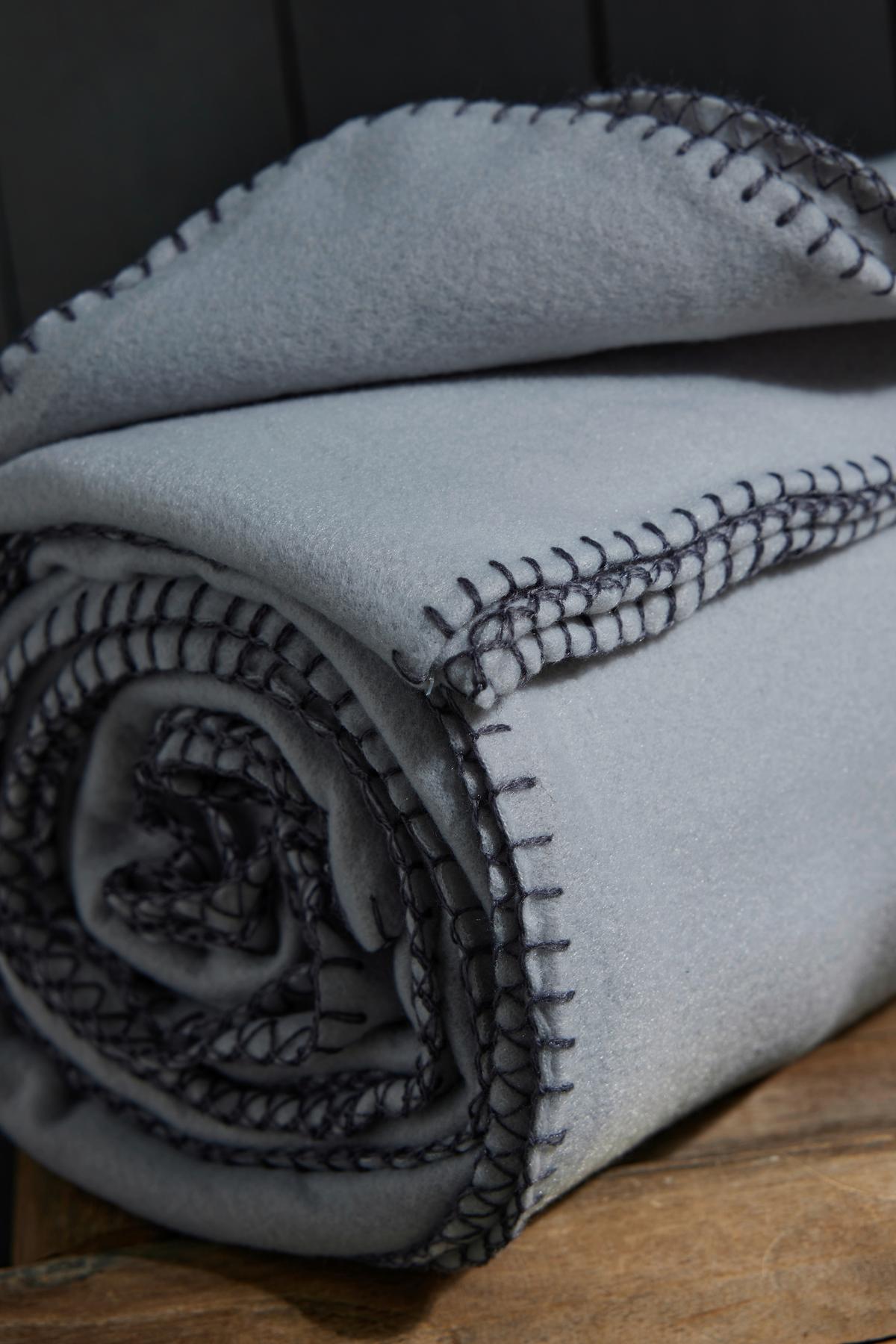 MĚKKÁ DEKA ACIER - šedá, Moderní, textil (220/240cm)