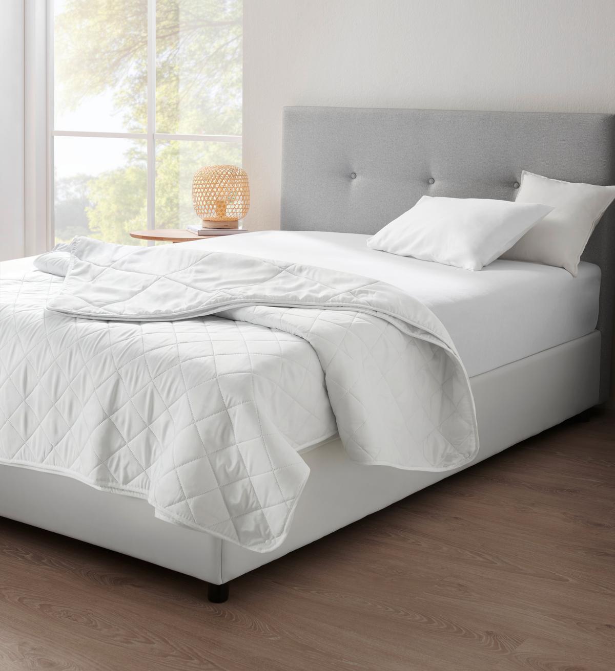 PRIKRÝVKA NA 4 ROČ. OBDOBIA 4-JAHRESZEITEN-ANDREAS - biela, textil (140/200cm) - Nadana