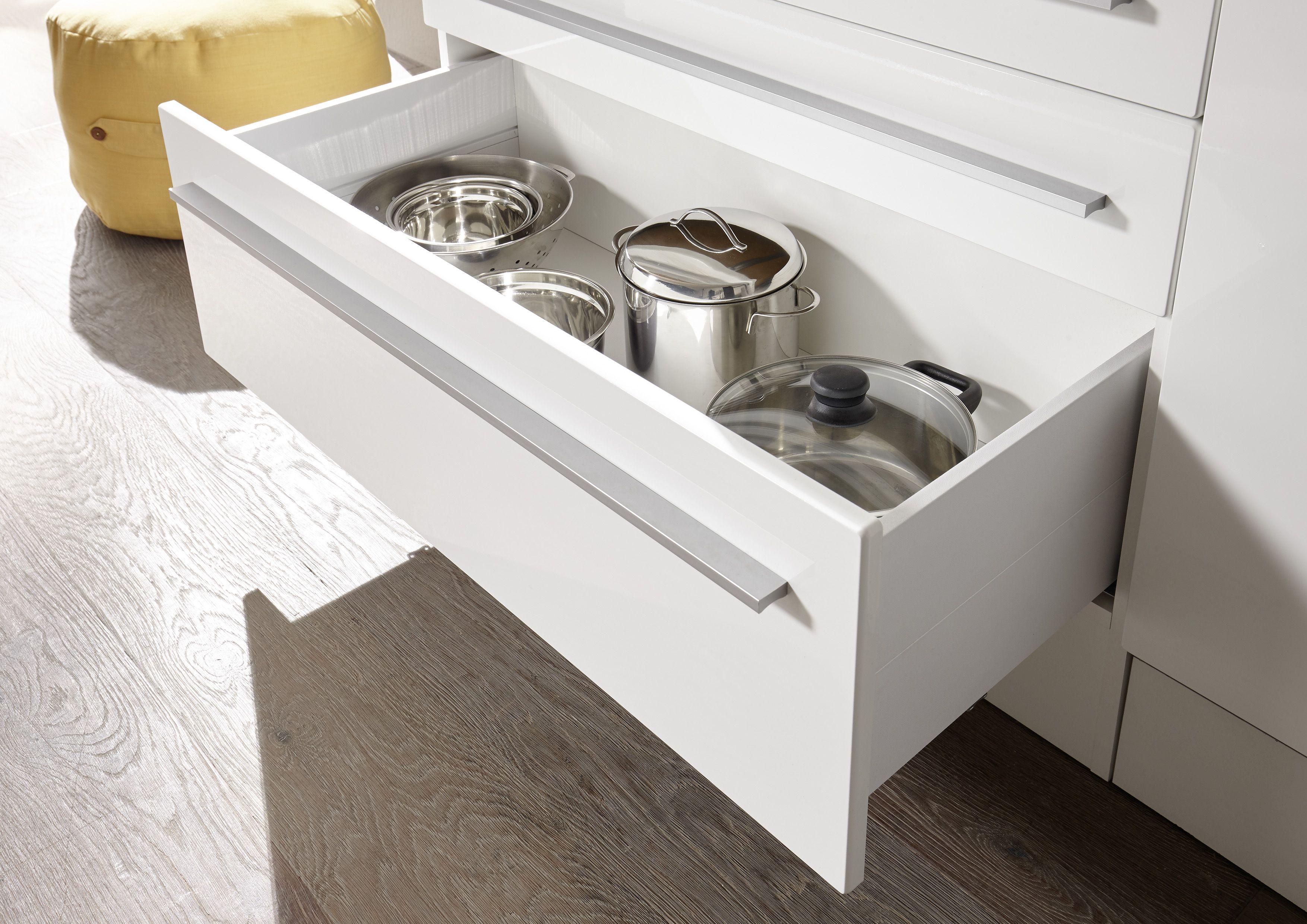 Küchenzeile ohne Geräte