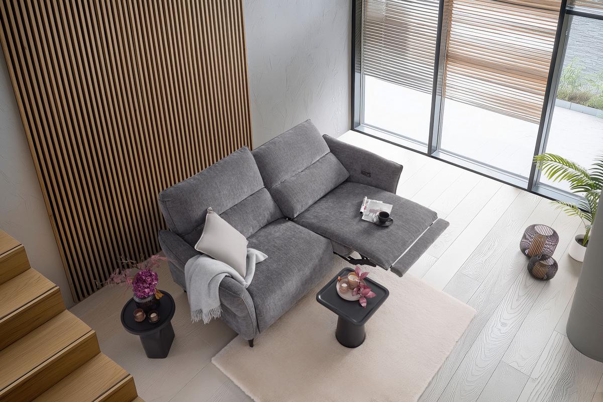 Dvoumístná pohovka CAPE TOWN, šedá, eletrická relax.funkce - černá/tmavě šedá, Moderní, kov/dřevo (200/98/93cm) - Mömax