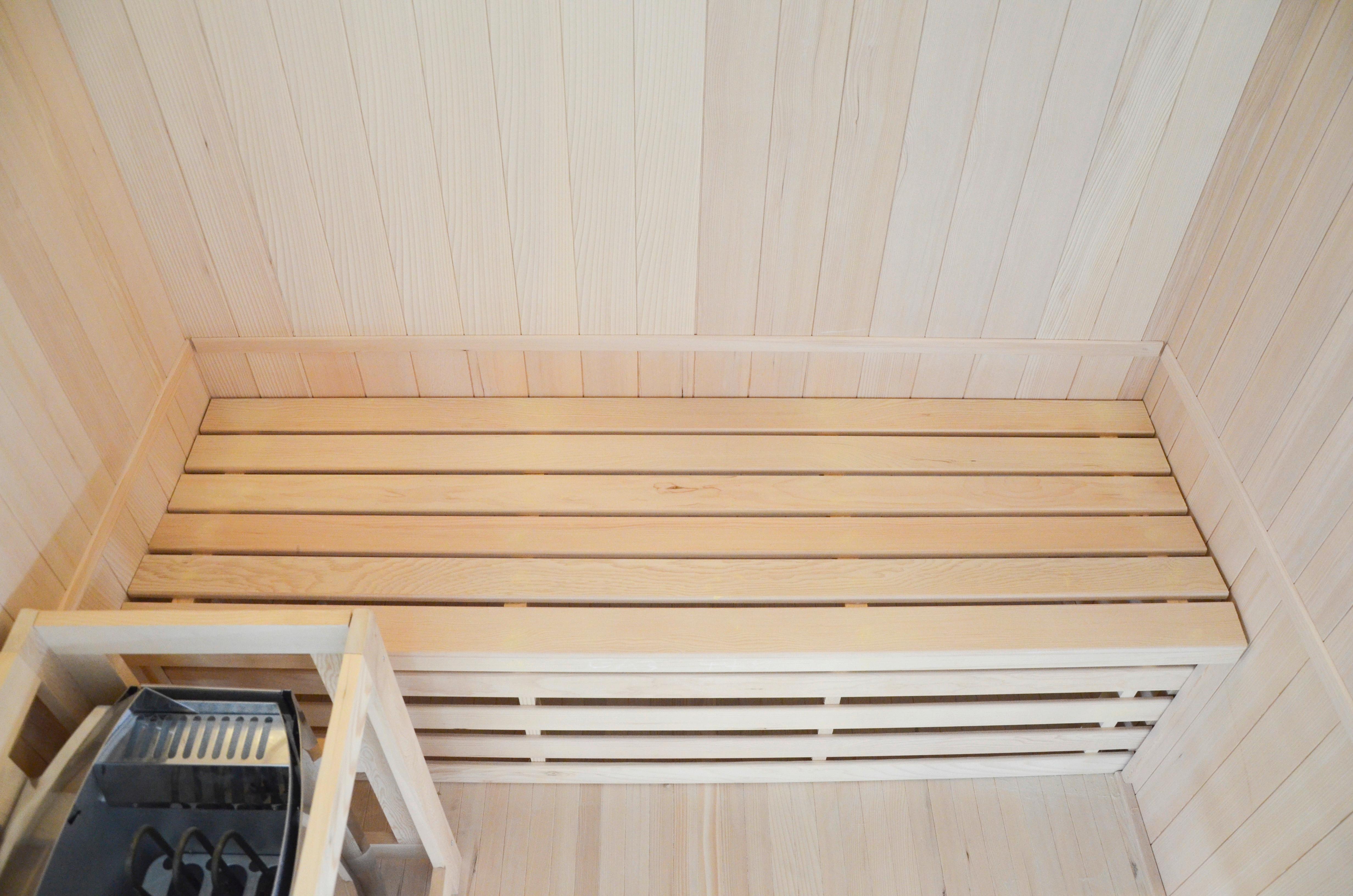 Finnische Sauna Riga Int. Steuerung, 4,5-Kw-Ofen - Basics, Holz (150/190/120cm)