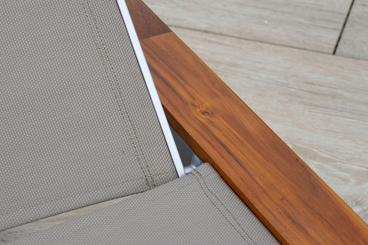 Sonnenliege Naxos Aluminium, Akazie verstellbar - Beige/Silberfarben, MODERN, Holz/Metall (198/103/84cm) - Gardenson