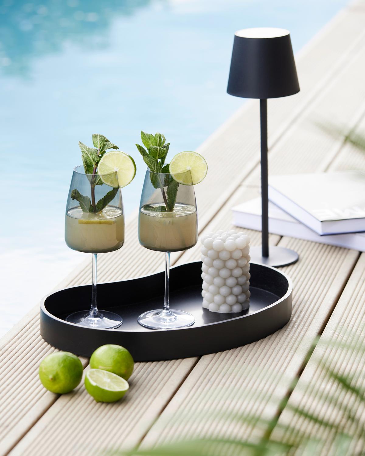 SKLENICE NA BÍLÉ VÍNO NICKI - černá, Moderní, sklo (7,9/22cm) - Gourmesto