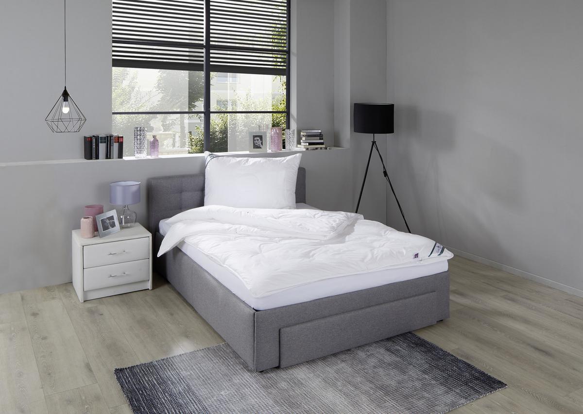 Kopfkissen First Class 70x90 cm Faserbällchen - Weiß, MODERN, Textil (70/90cm) - FAN