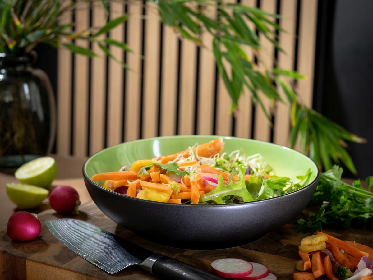 SADA HLBOKÝCH TANIEROV 24922 HOT GREEN SUPPENTELLER - čierna/zelená, Trend, keramika (22/5cm) - Creatable