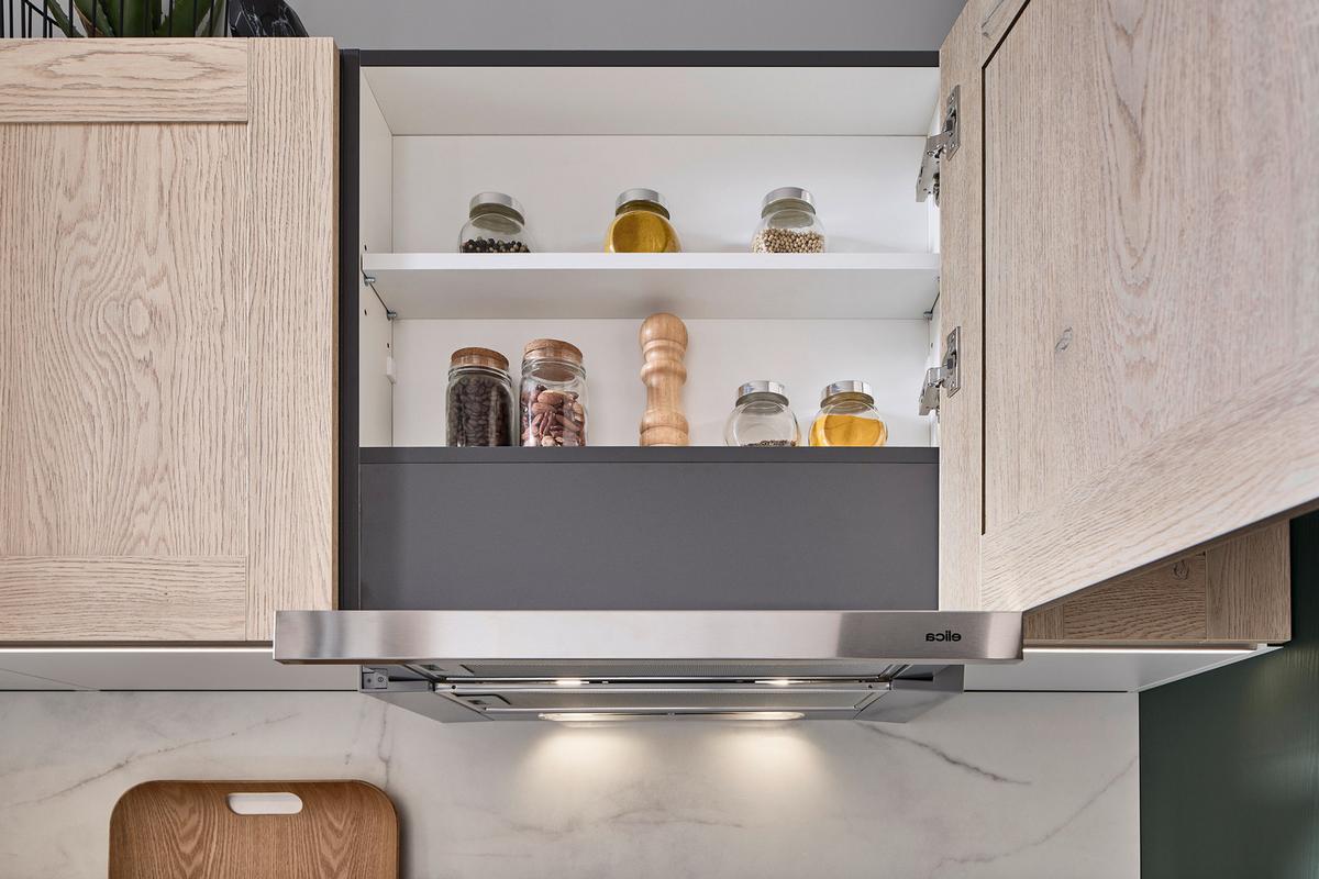 Eckküche Pn 500 - Eichefarben/Graphitfarben, ROMANTIK / LANDHAUS, Holzwerkstoff (176,6/253,2cm) - Pino