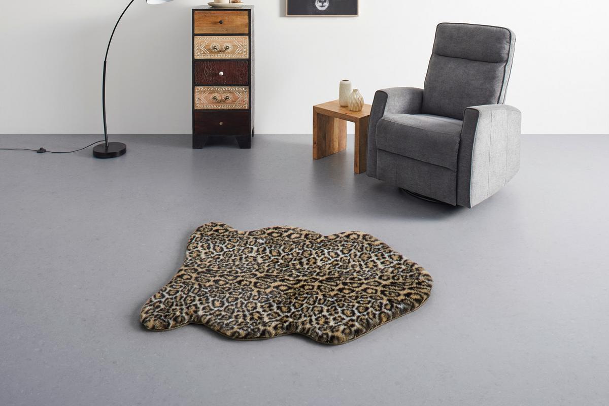 UMĚLÁ KOŽEŠINA LEO - bílá/černá, Konvenční, textil (60/90cm) - Mömax