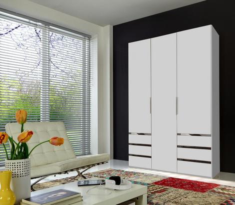 Geräumiger Schrank fürs Schlafzimmer Drehtürenschrank fürs Schlafzimmer