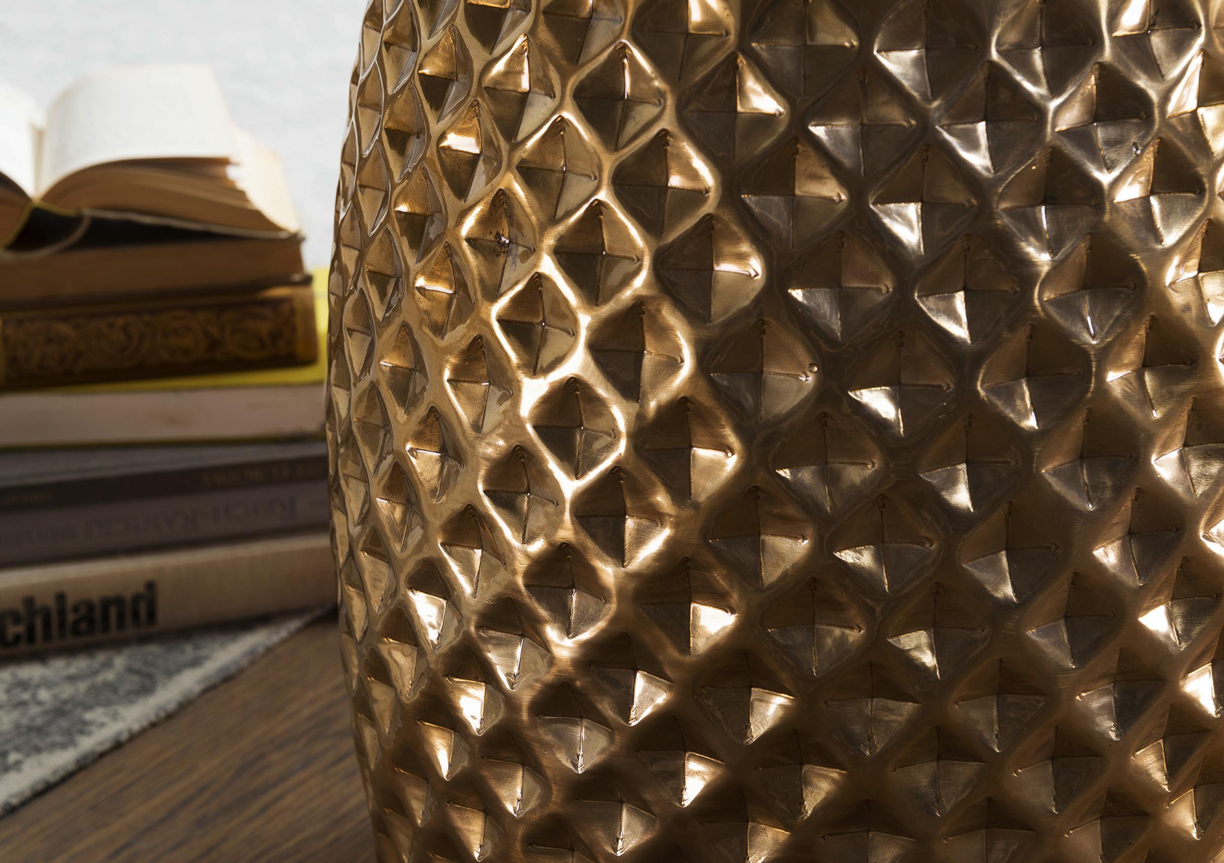 Kleiner Tisch Metall orientalischer Stil