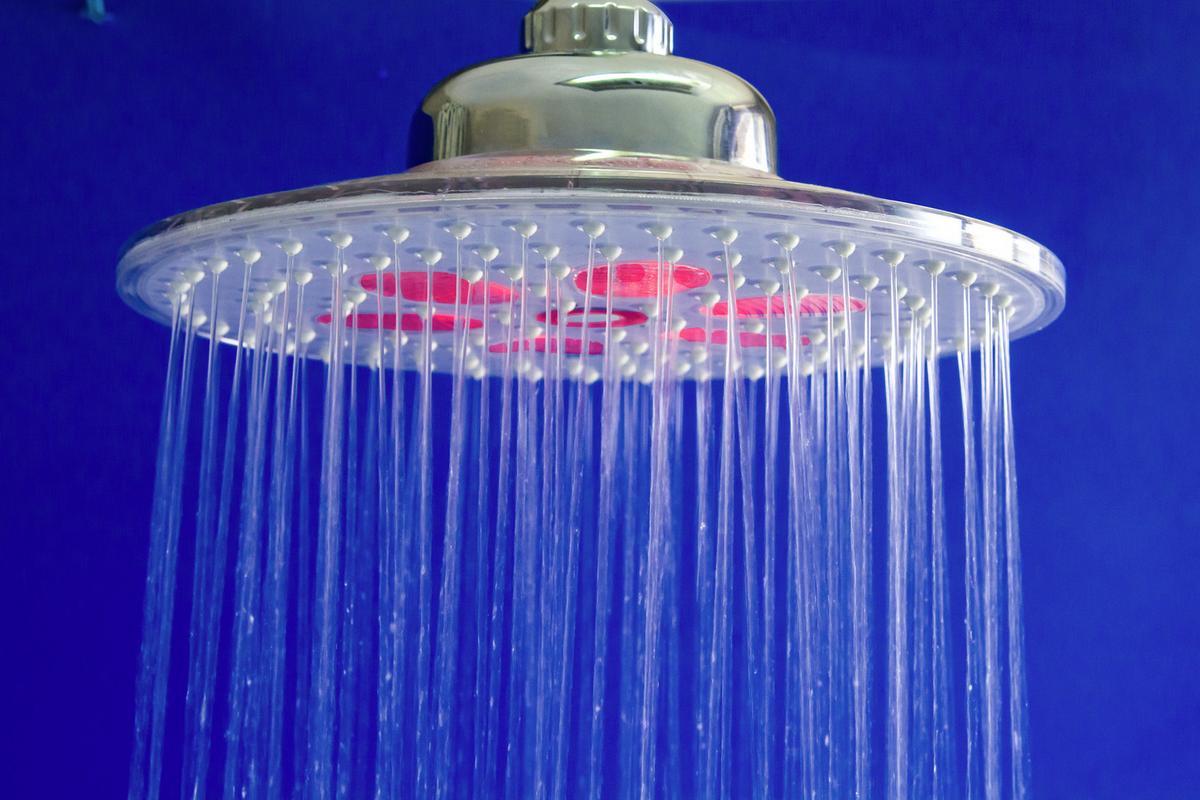 Brausegarnitur Led Shower Chrom 3-Fach verstellbar - Chromfarben, MODERN, Kunststoff/Metall (22/97cm)