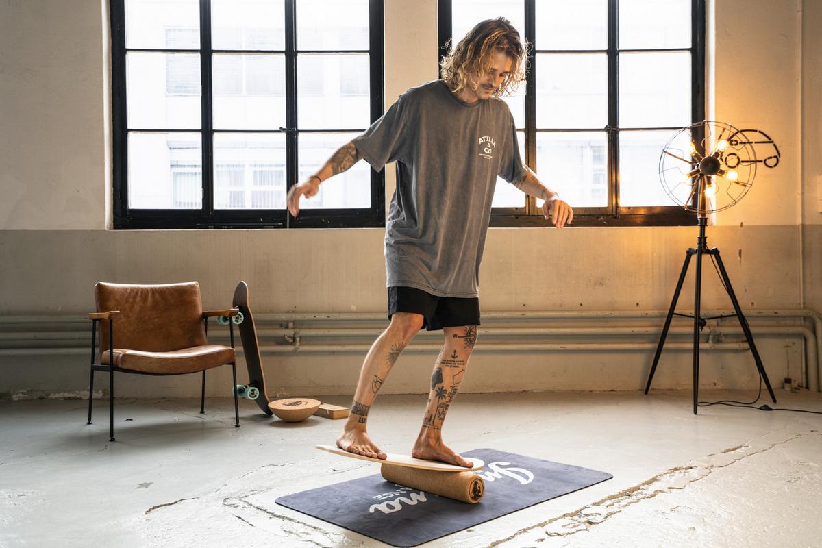 Balance Board Eiche Indiana Balance Board - Eichefarben, Basics, Holz (73.5/31.6/1.10cm) - Micro Mobility