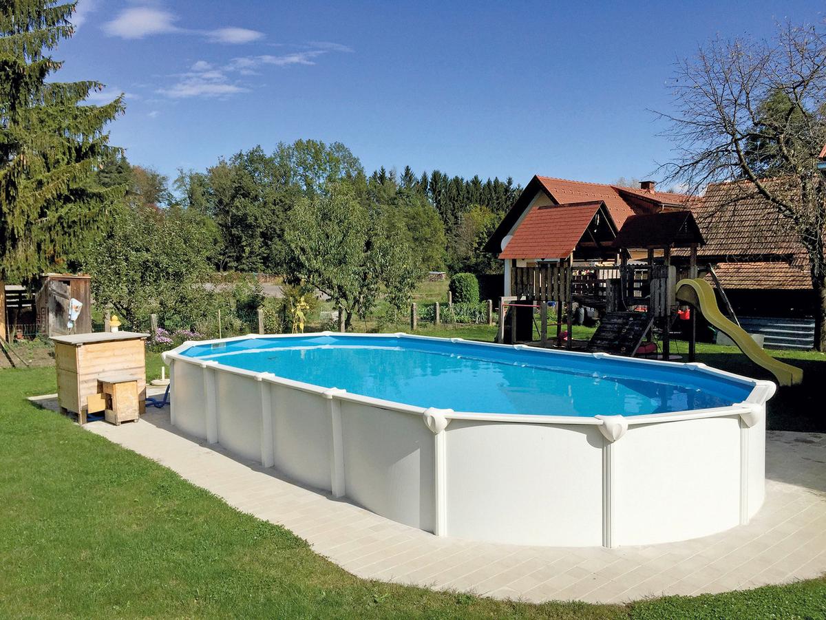 Stahlwandpool Oval Kwad mit Leiter L: 610 cm - Blau/Weiß, Basics, Kunststoff/Metall (610/370/130cm)