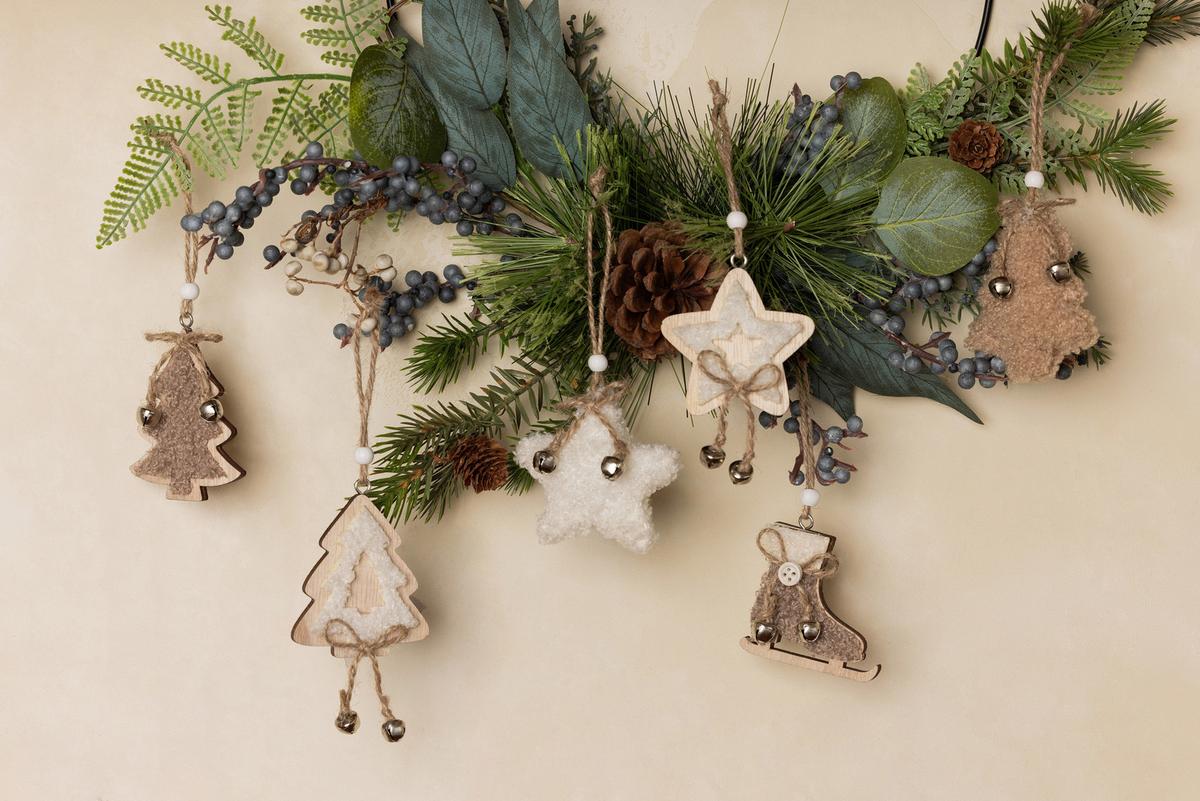 Dekohänger Lena - Braun/Weiß, KONVENTIONELL, Holz/Textil - Luca Bessoni