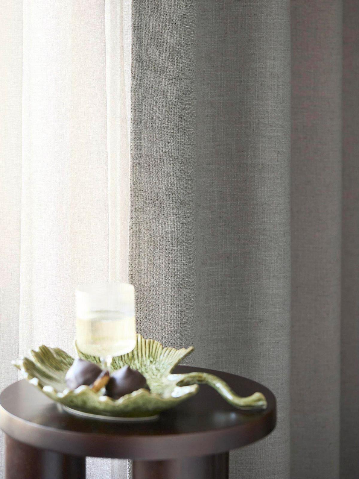 ZATEMŇOVACÍ ZÁVES STEN - béžová, Basics, textil (130/280cm) - Svanefors