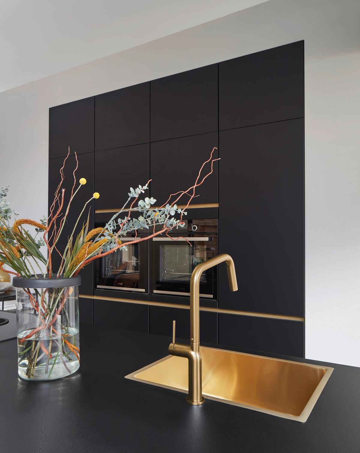 Einbauküche Toronto Frei Planbar Modern, Grifflos - MODERN, Holzwerkstoff - Vertico