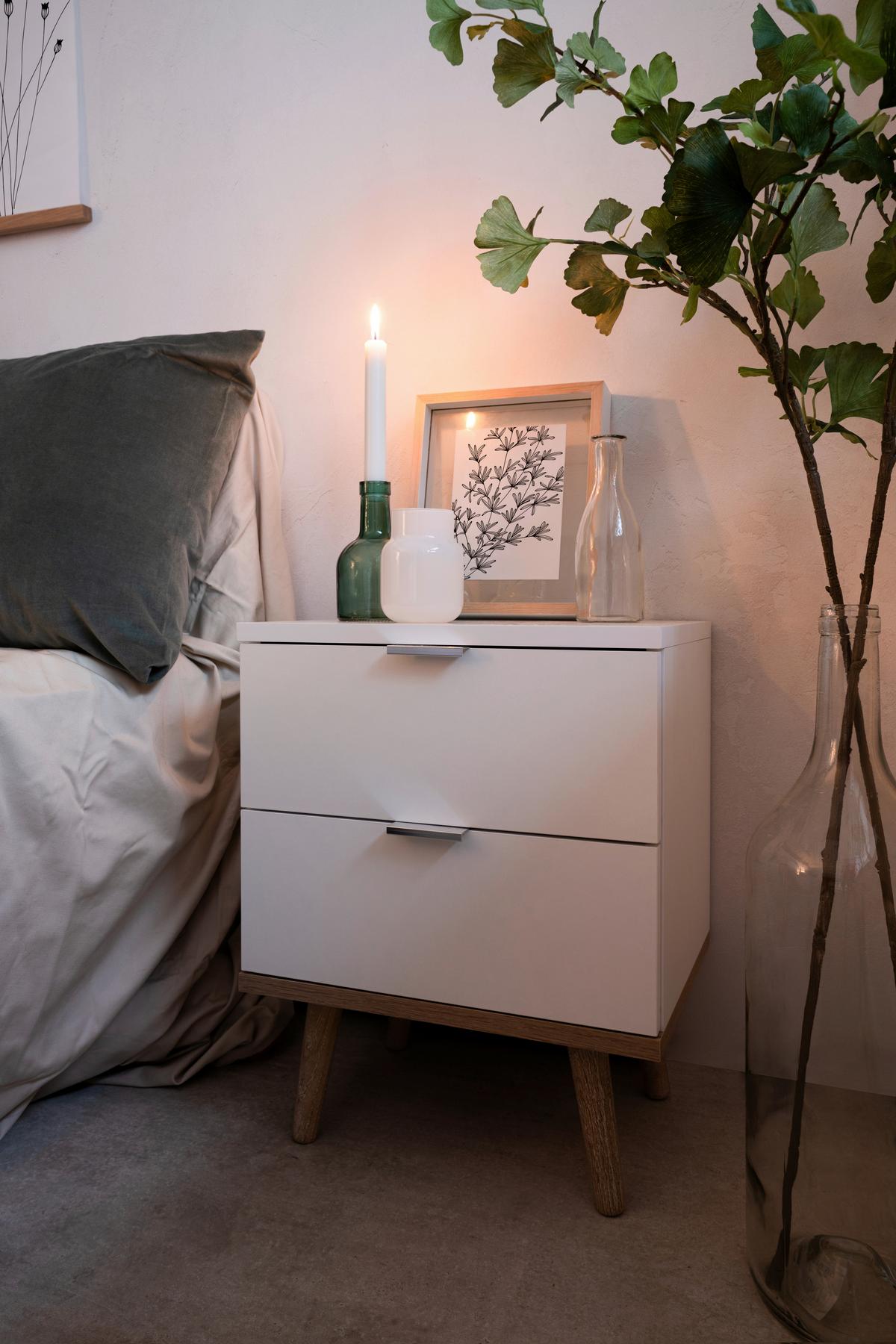 Nachtkästchen Weiß, Beine Echtholz H: 52 Cm Göteborg - Eichefarben/Weiß, Design, Holzwerkstoff (40/52/30cm) - MID.YOU