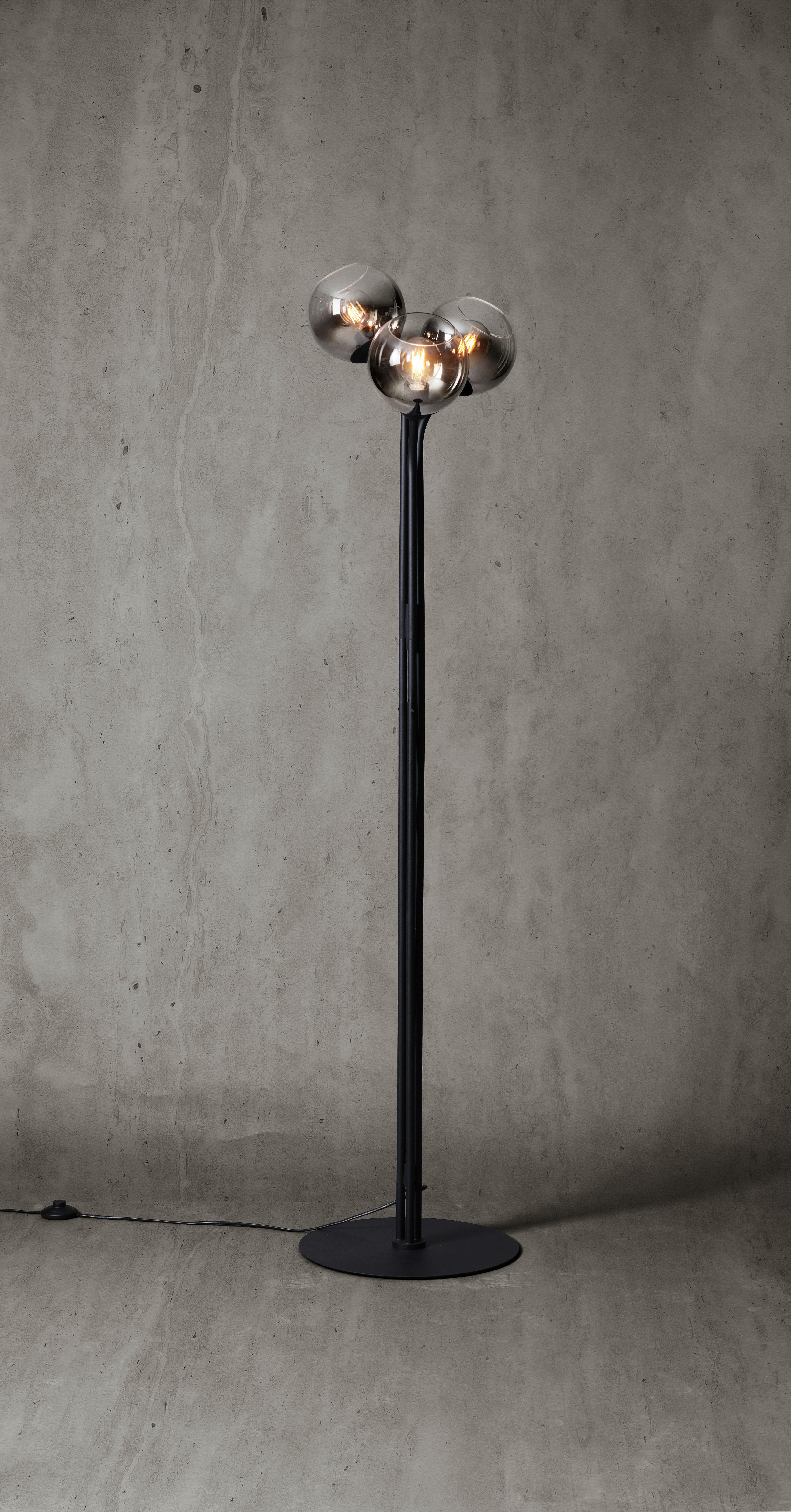 Stojací Svítidlo Kian, Bez 3x E27 Max. 25w - černá/barvy chromu, Moderní, kov/sklo (42/165cm) - Visiona
