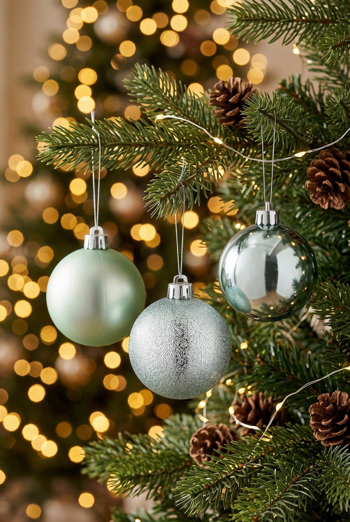 CHRISTBAUMKUGEL-SET Jelena, Grün, 30-teilig - Grün, KONVENTIONELL, Kunststoff (6cm) - Luca Bessoni