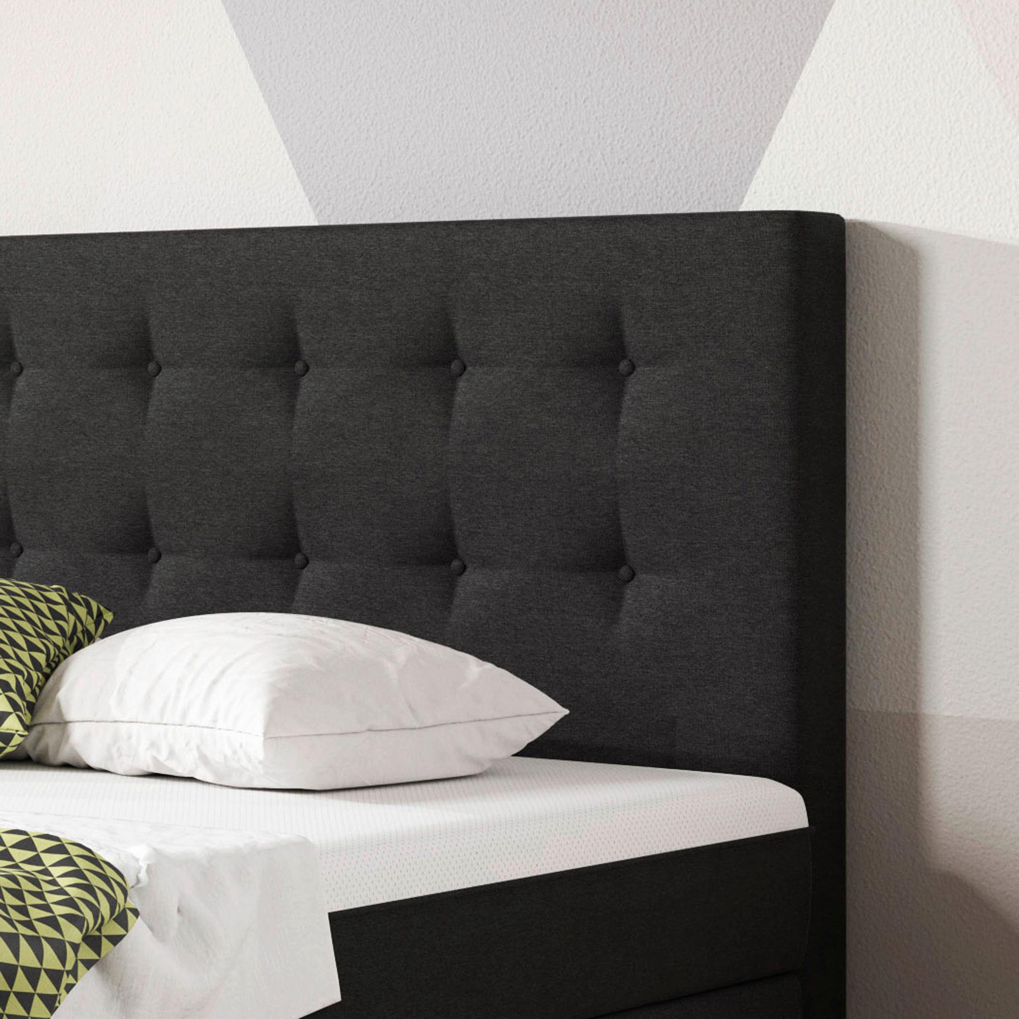 Boxspringbett mit gepolstertem Kopfteil