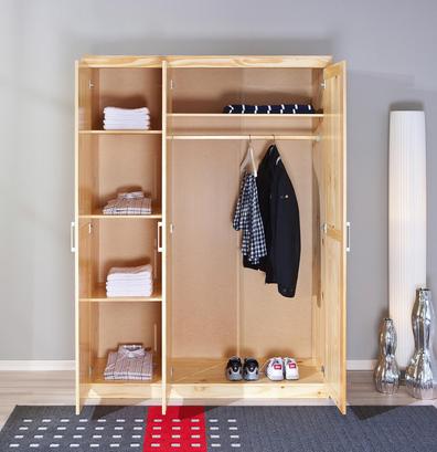 Dreitüriger Kleiderschrank aus Massivholz mit vier Einlegeböden und einer Kleiderstange Dreitüriger Kleiderschrank aus Massivholz