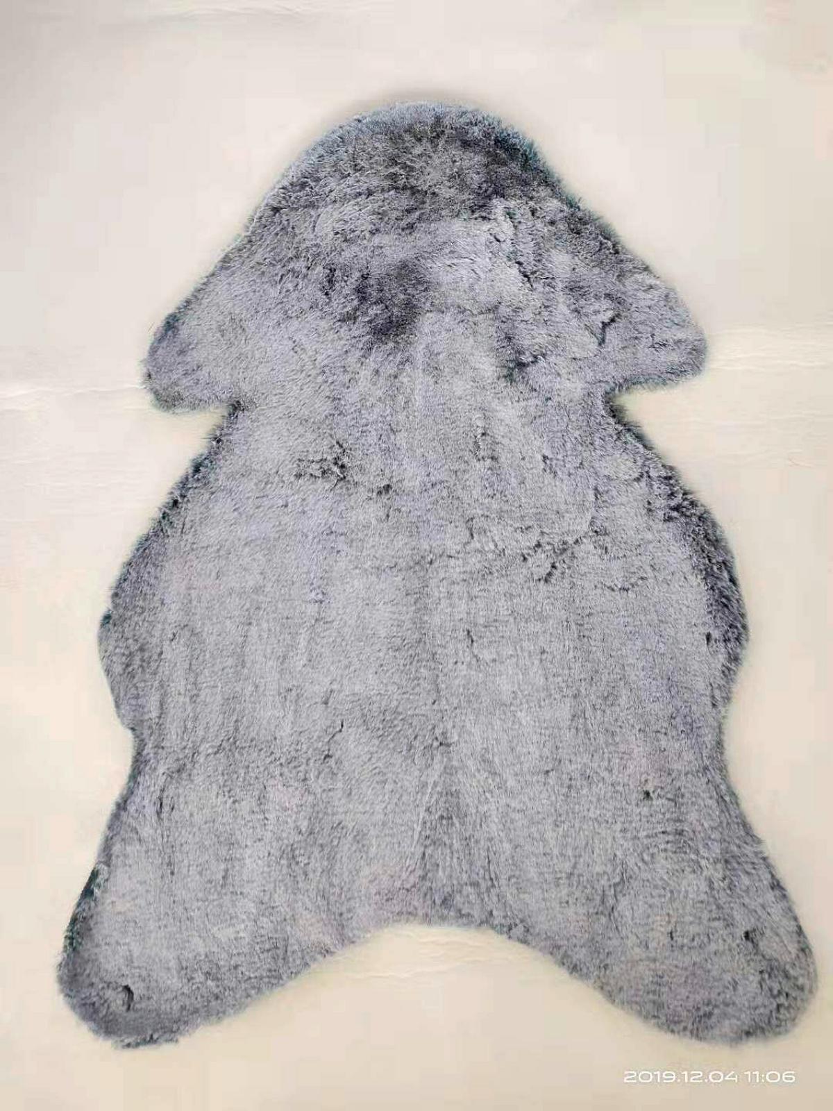 Kunstfell Dunkelgrün, Waschbar - Dunkelgrün, ROMANTIK / LANDHAUS, Textil (90/60cm) - James Wood