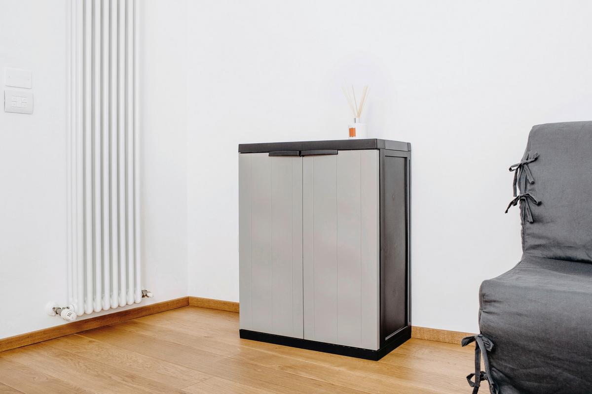 Werkzeugschrank Bio Midi Klein 65x85x37 cm versperrbar - Hellgrau/Schwarz, Basics, Kunststoff (65/85/37cm)