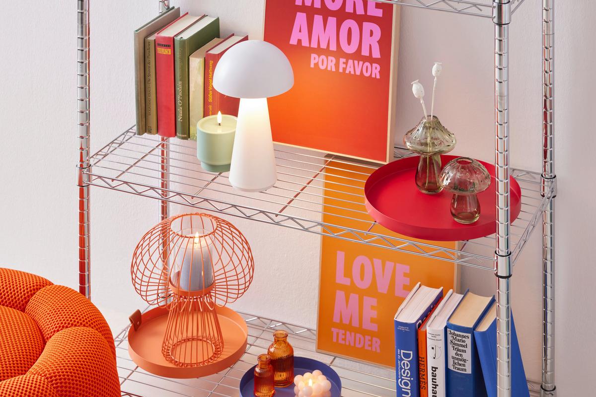 STOLNÍ LED LAMPA TRENDIM - bílá, Moderní, plast (16/28cm) - Modern Living