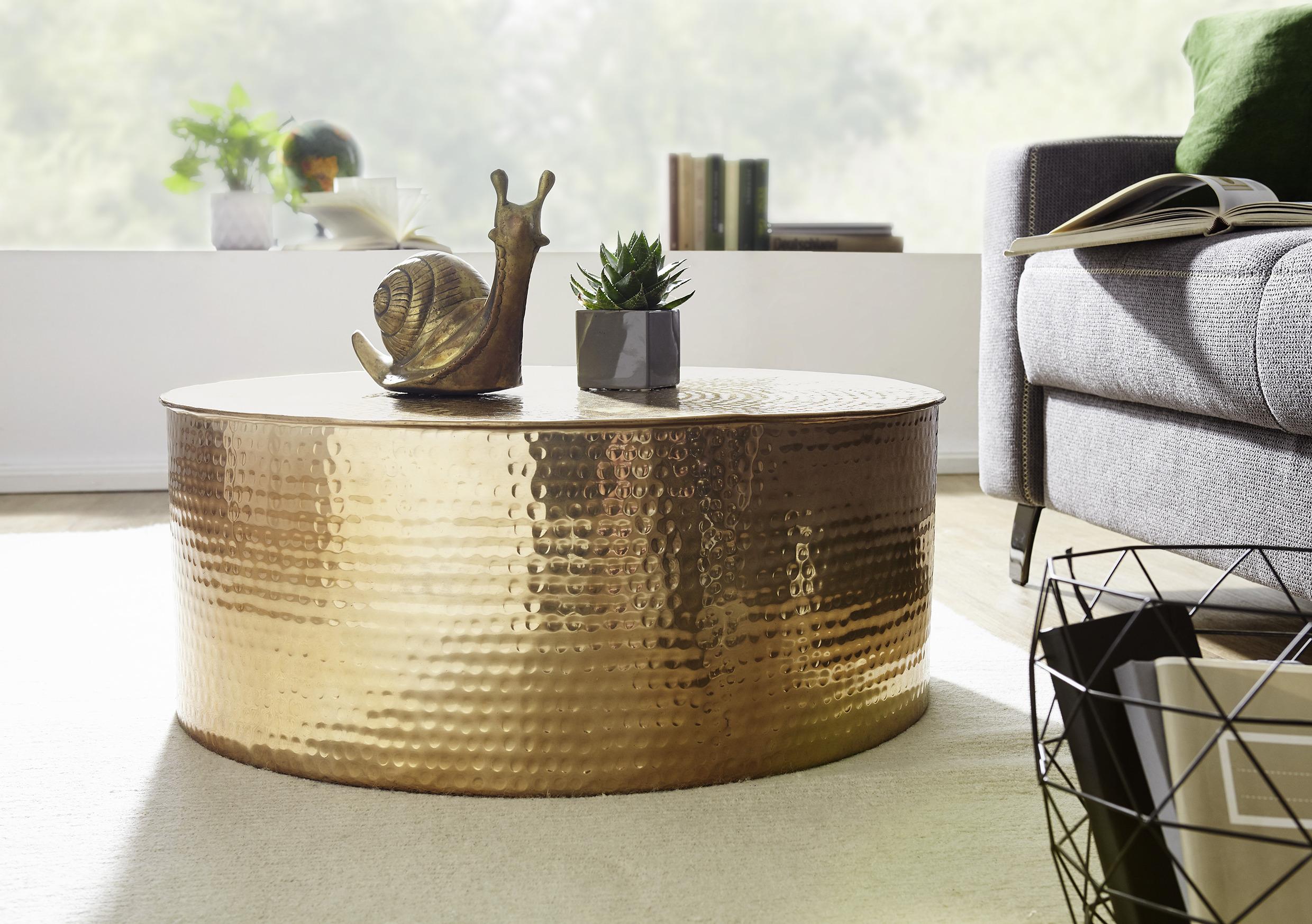 Oberfläche aus poliertem Aluminium