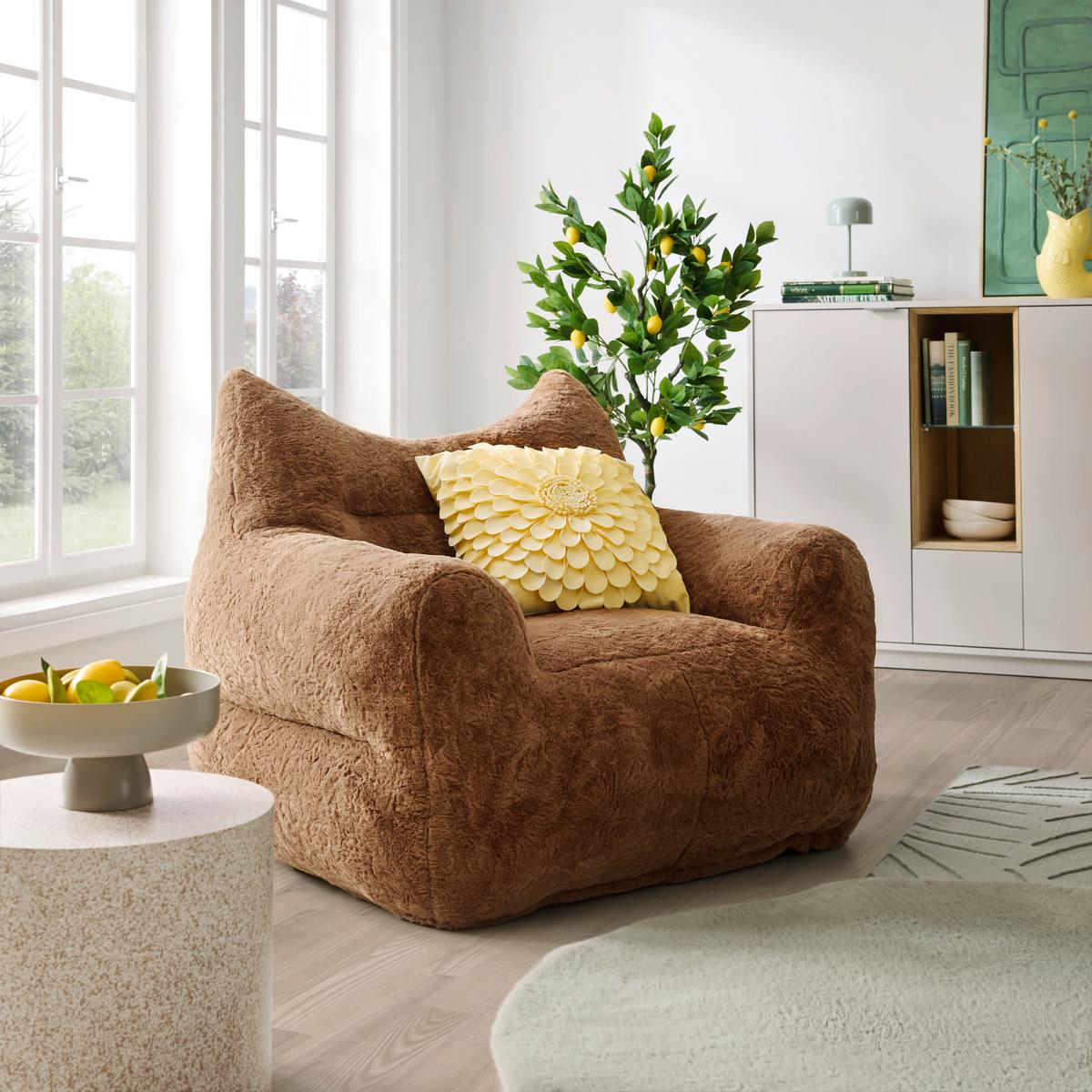 Štýlové kreslo LENI, hnedá umelá kožušina - hnedá, Modern, textil (106/80/92cm) - Mömax
