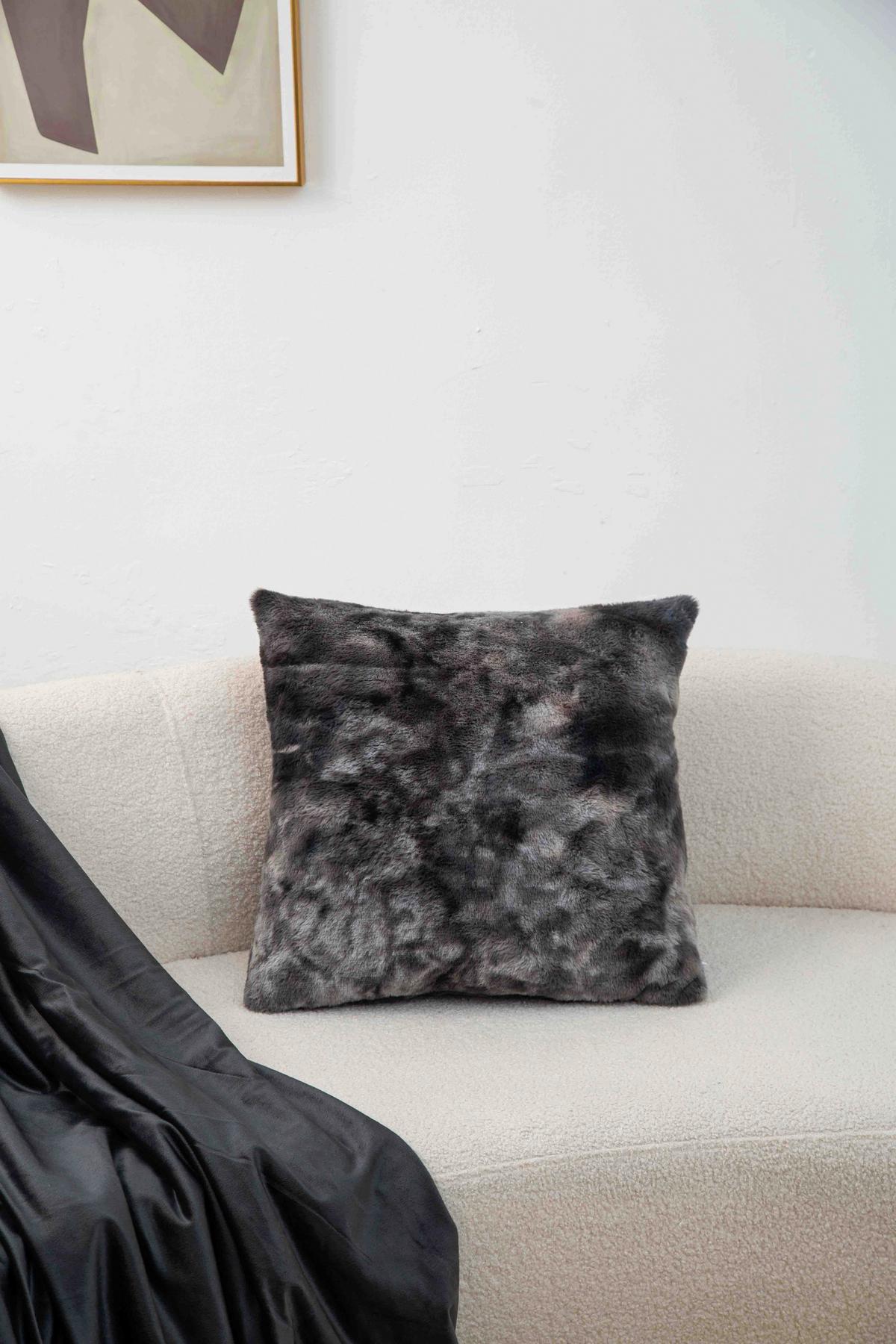 Műszőrme Díszpárna Dina Kb. 45/45cm - antracit, Modern, textil (45/45cm) - Luca Bessoni