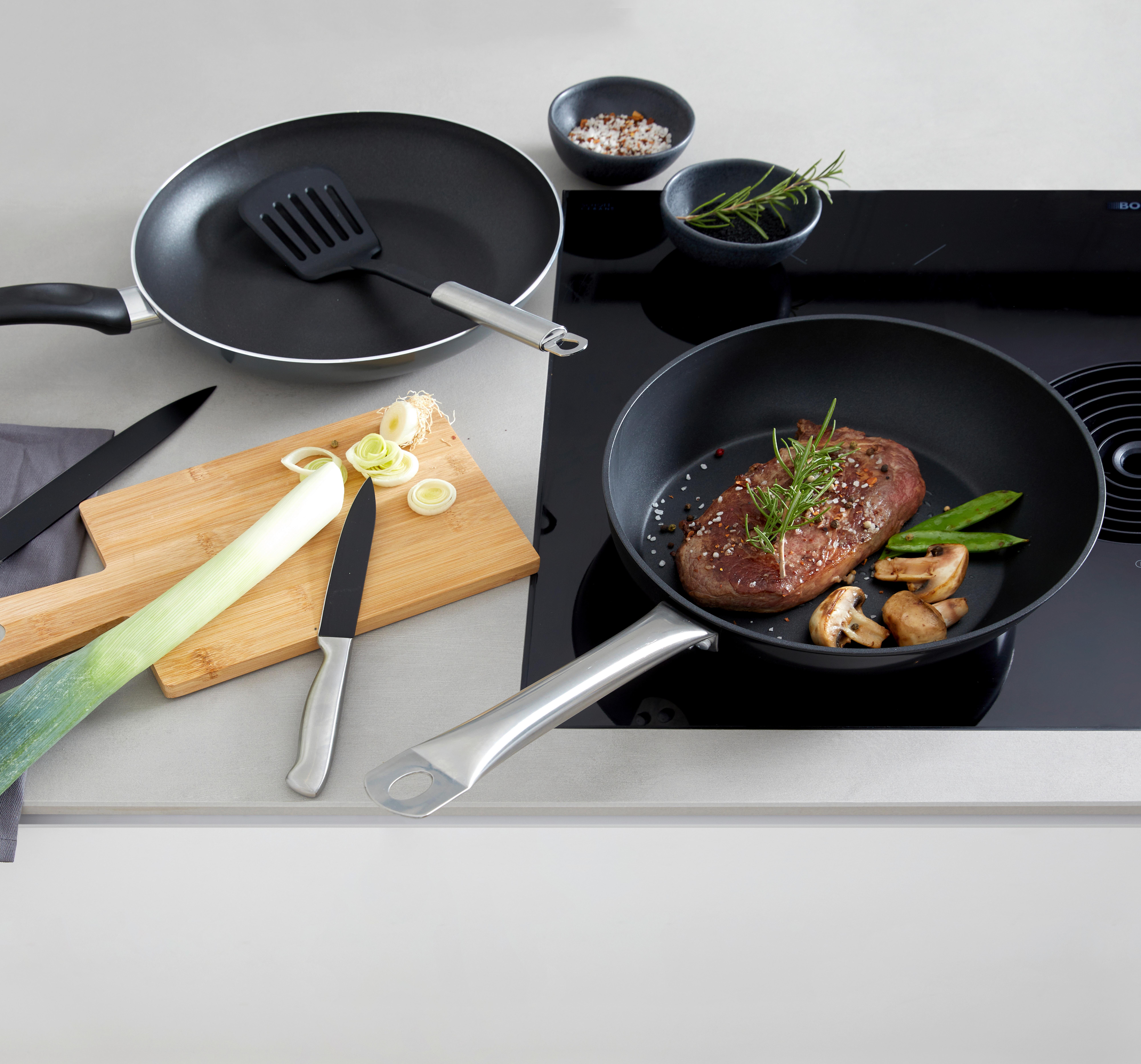 Panvica Classic, Ø: 20cm - čierna/strieborná, Konventionell, kov (20/4,2cm) - Mömax