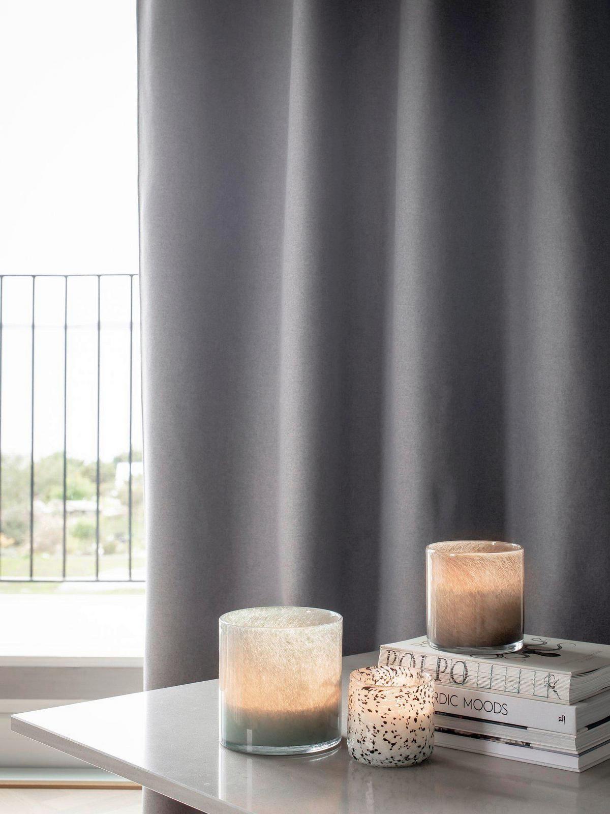 ZATEMŇOVACÍ ZÁVES JANE - sivá, Basics, textil (140/270cm) - Svanefors