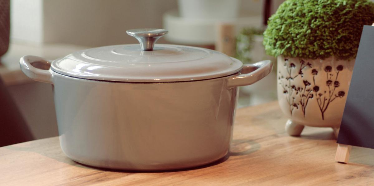 HRNEC NA DUŠENÍ ECHTWERK SCHMORTOPF - šedá/barvy stříbra, Design, kov (22,5cm) - Echtwerk