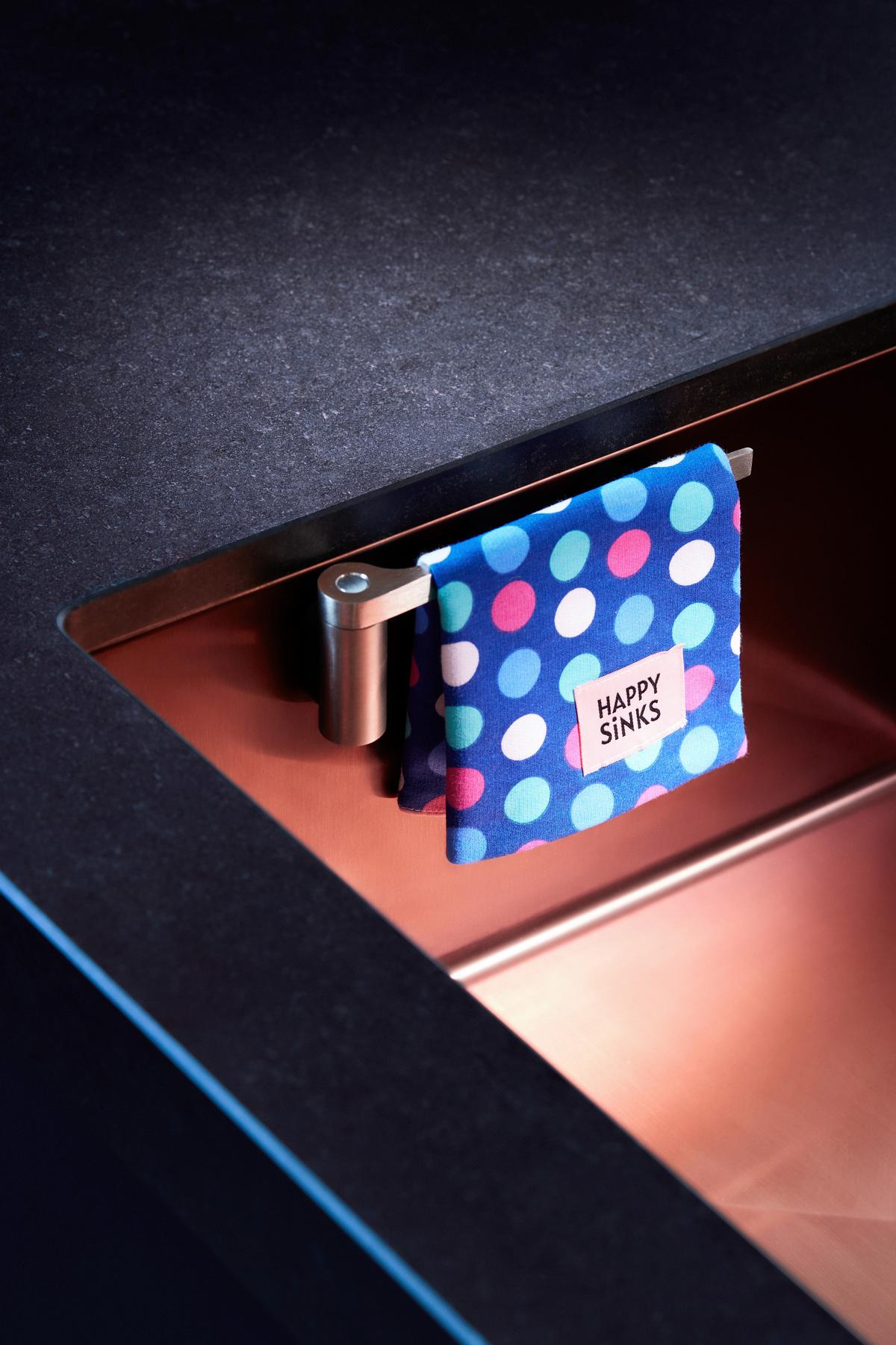 Spültuchhalter Chrom, Schwenkbar, Magnetisch - Chromfarben, Basics, Metall - HAPPY SINKS