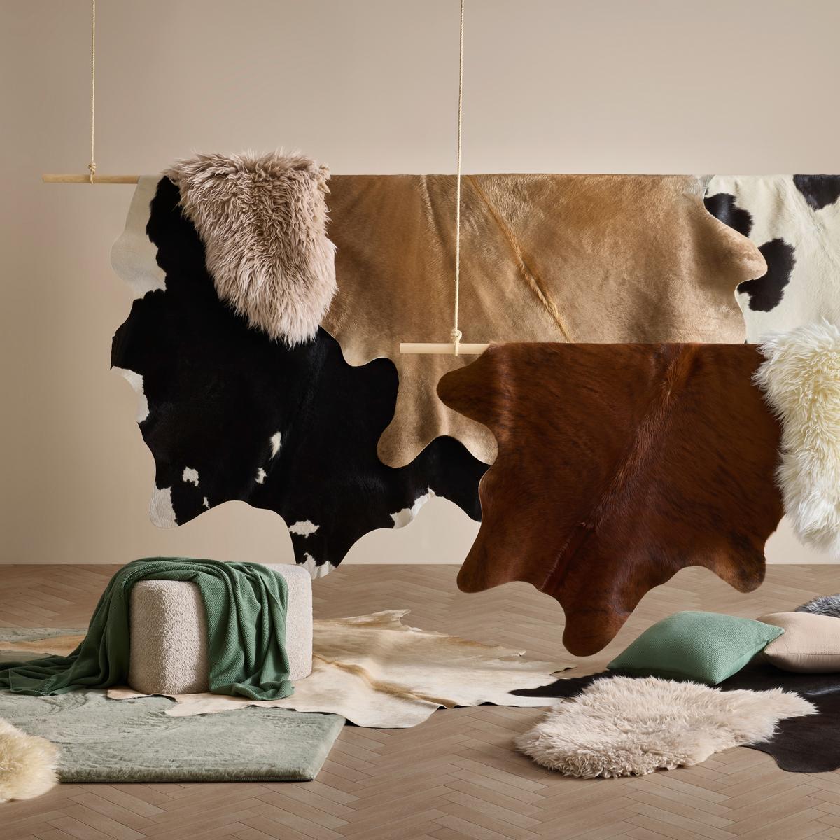 HOVÄDZIA KOŽUŠINA Christoph, 2-4,5m2 - hnedá/čierna, Modern, textil (4,5qm) - Modern Living