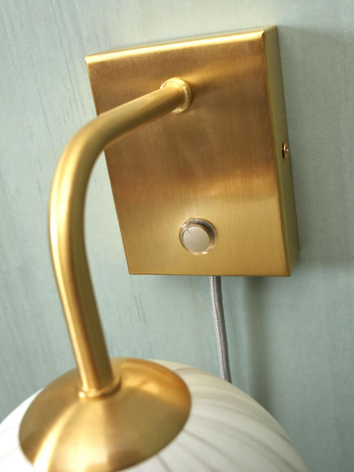 Wandleuchte Carrera 1-Flammig Mit Schalter - Goldfarben/Weiß, Basics, Glas/Metall (12cm) - It's about Romi