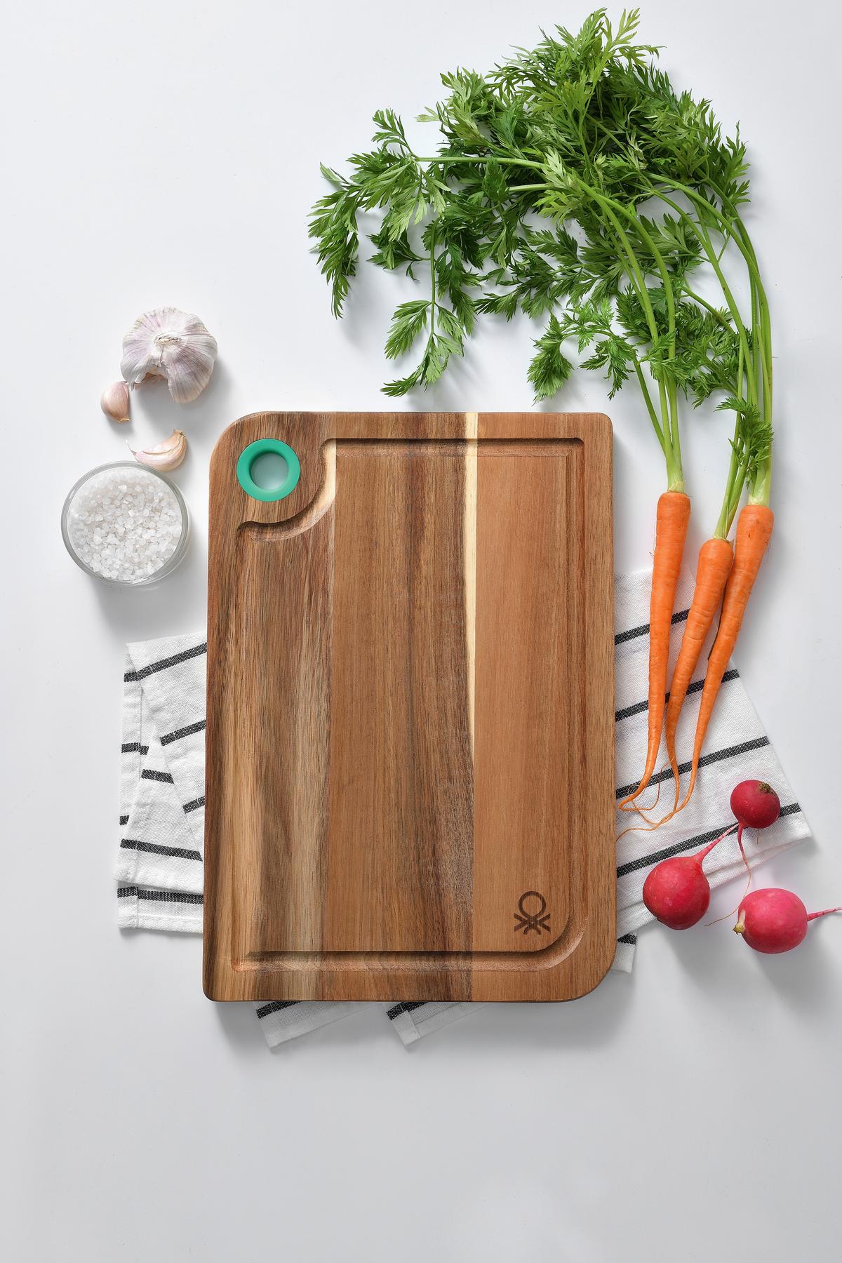 Schneidebrett Aus Holz + Griff Rainbow L/b: Ca. 34/24 Cm - Akaziefarben, Basics, Holz/Kunststoff (34.2/24.5/11.5cm) - Benetton
