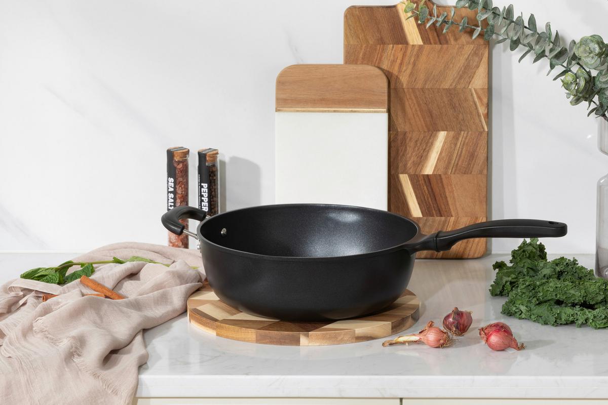 Wokserpenyő Wanda Kb. 5l - fekete, Lifestyle, műanyag/fém (28/9,7cm) - James Wood