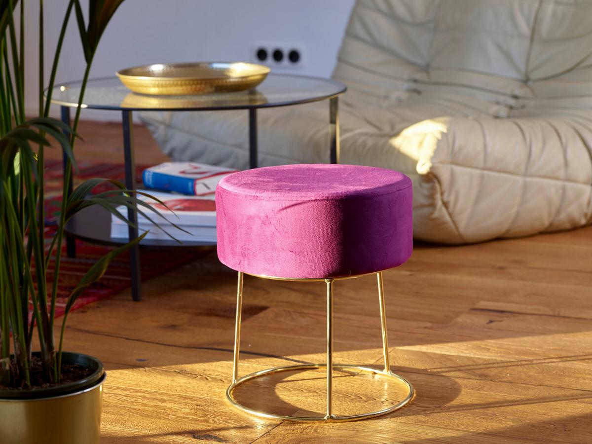 Hocker Marilyn Samt Beere Sitz Gepolstert H: 40,5 cm - Beere/Goldfarben, Design, Textil (35,5/40,5/35,5cm) - Echtwerk