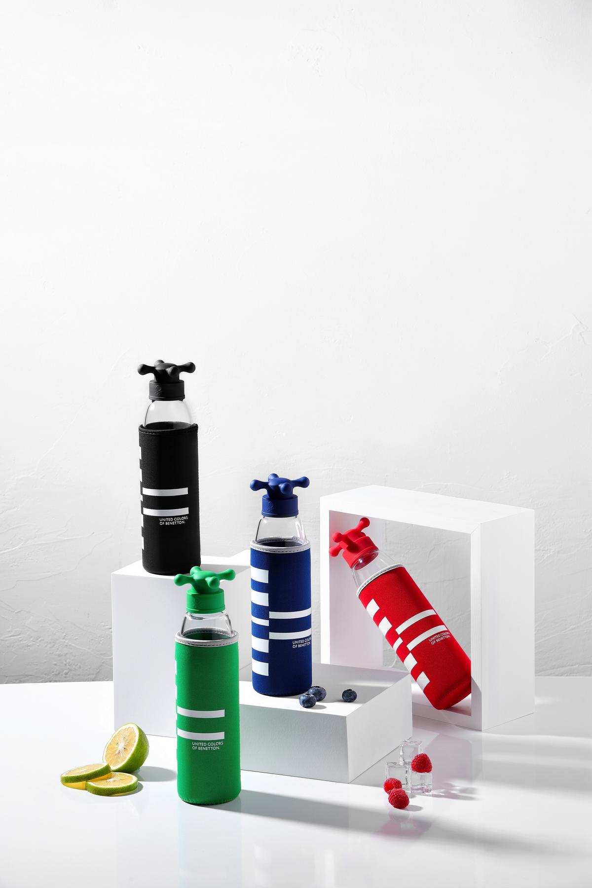 Trinkflasche Grün / Weiß 0,5 L Kunststoff/glas - Transparent/Weiß, Basics, Glas/Kunststoff (6,5/6,5/25,5cm) - Benetton