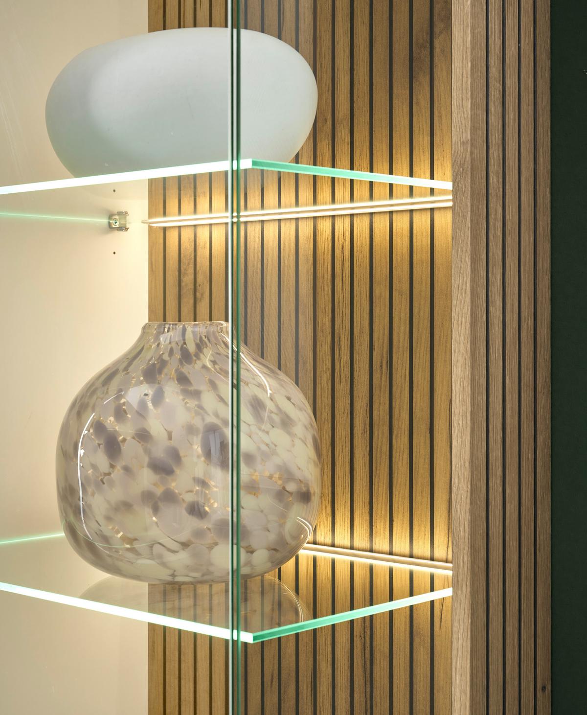 Vitrine Hudson Weiß/Eichefarben B: 75 cm - Eichefarben/Schwarz, Design, Glas/Holzwerkstoff (75/180/38cm) - MID.YOU