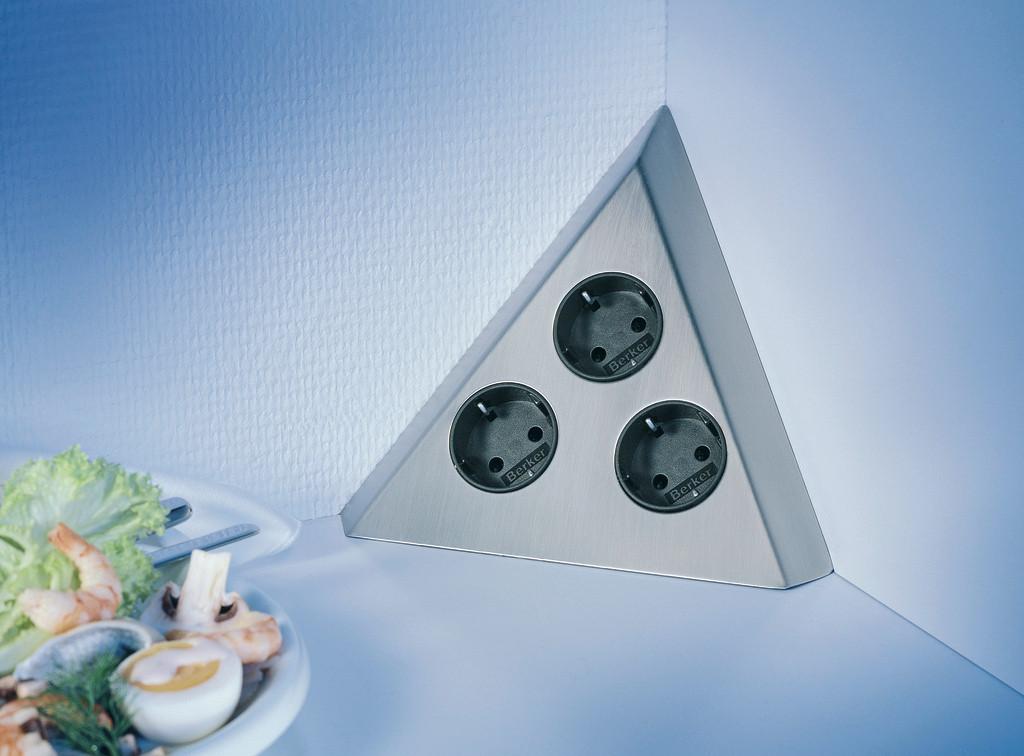 Ecksteckdose Küche Edelstahl 3-Fach - Edelstahlfarben, ROMANTIK / LANDHAUS, Metall (20cm)