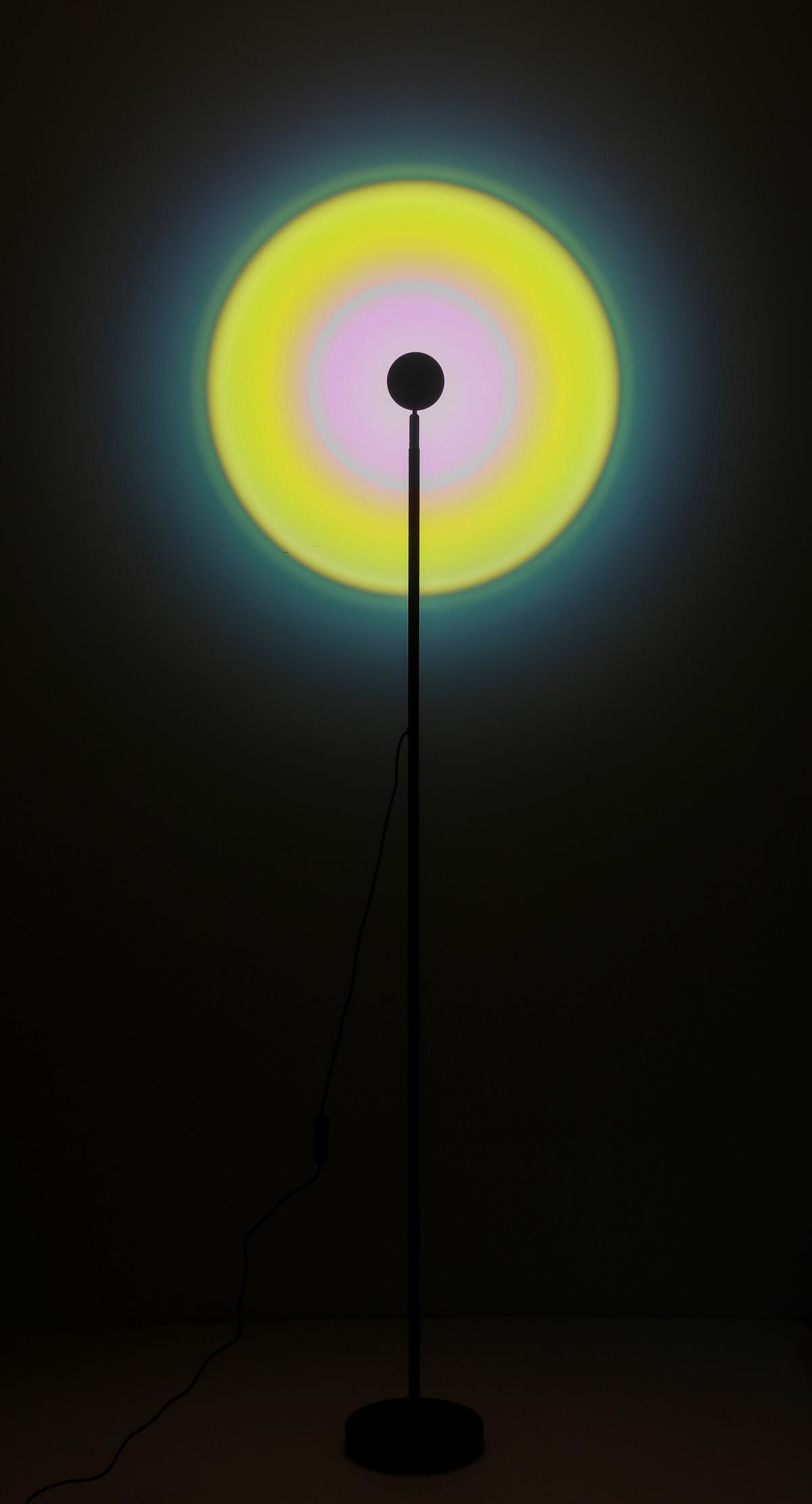 Stojací LED svítidlo Mavis, včet. LED 7W - černá, Moderní, kov (18/140cm) - Modern Living