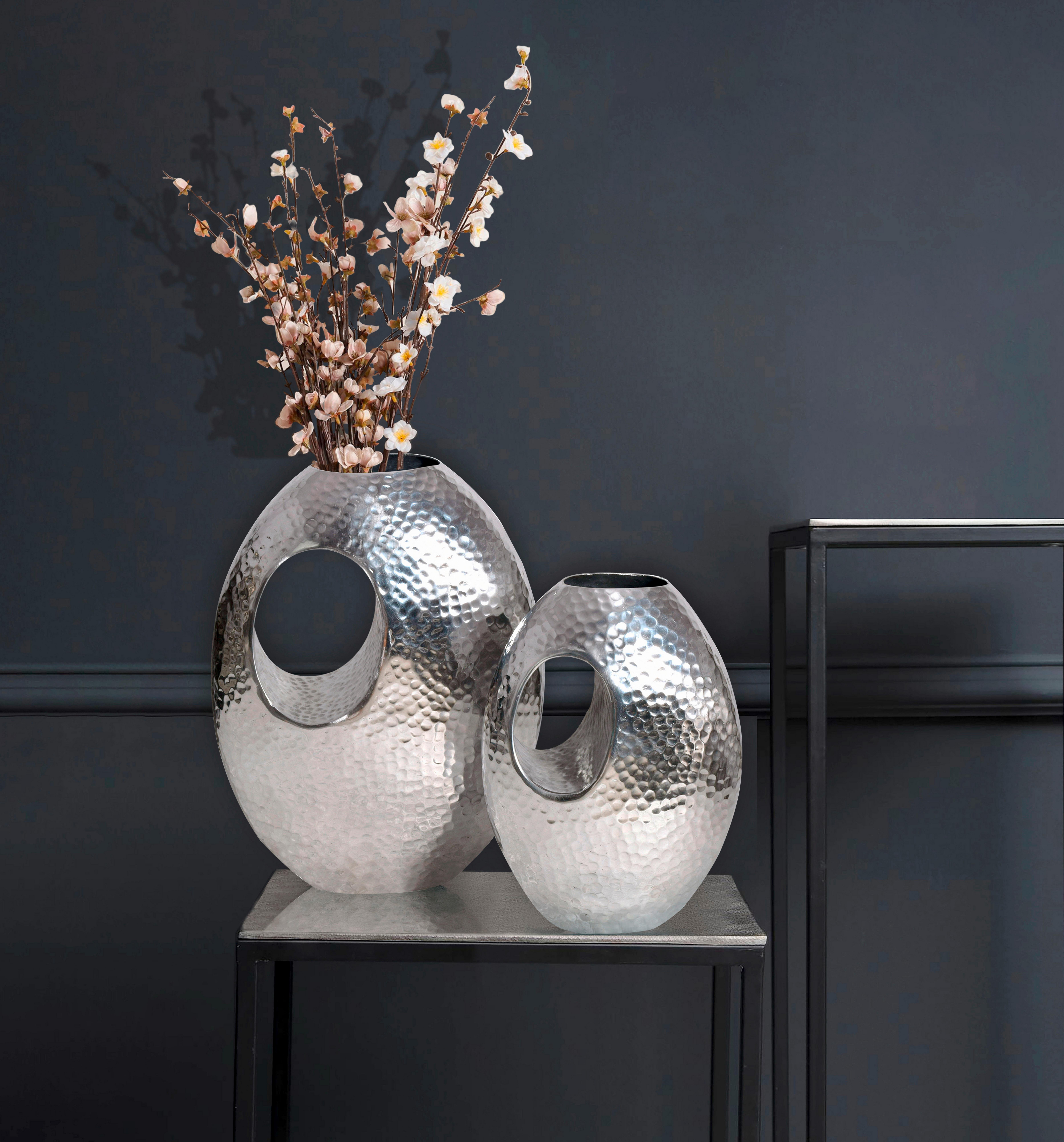 Vase Silberfarben B: 29 cm - Silberfarben, Design, Metall (29/39/16,5cm) - Livetastic
