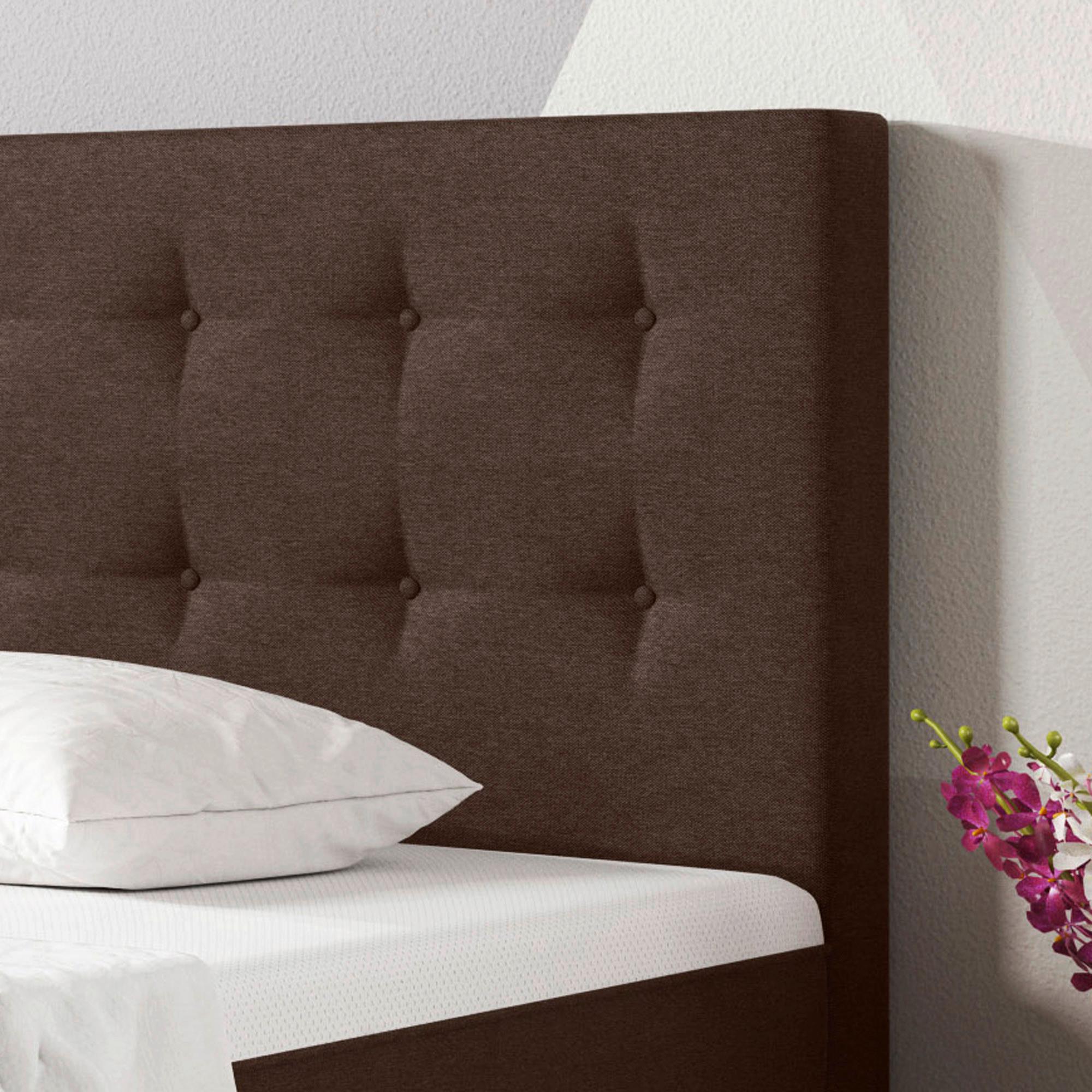 Boxspringbett mit gepolstertem Kopfteil