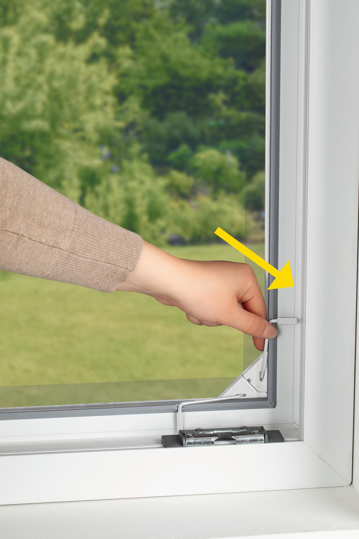 Mückennetz Teleskop Insektenschutzgitter Weiß - bílá, Basics, kov/plast (115/135cm)