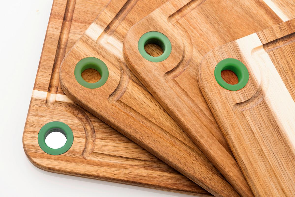 Schneidebrett Aus Holz + Griff Rainbow L/b: Ca. 34/24 Cm - Akaziefarben, Basics, Holz/Kunststoff (34.2/24.5/11.5cm) - Benetton